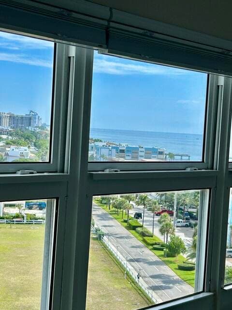 4050 N Ocean Drive 1006, Lauderdale-By-The-Sea, FL 33308 — photo 23 of 47