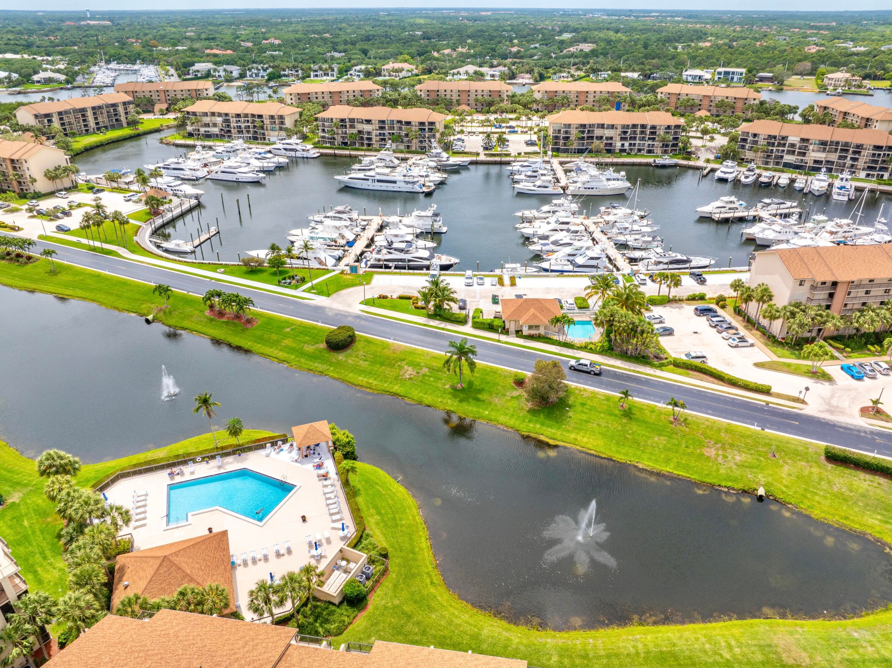 601 Seafarer Circle 104, Jupiter, FL 33477 — photo 34 of 43