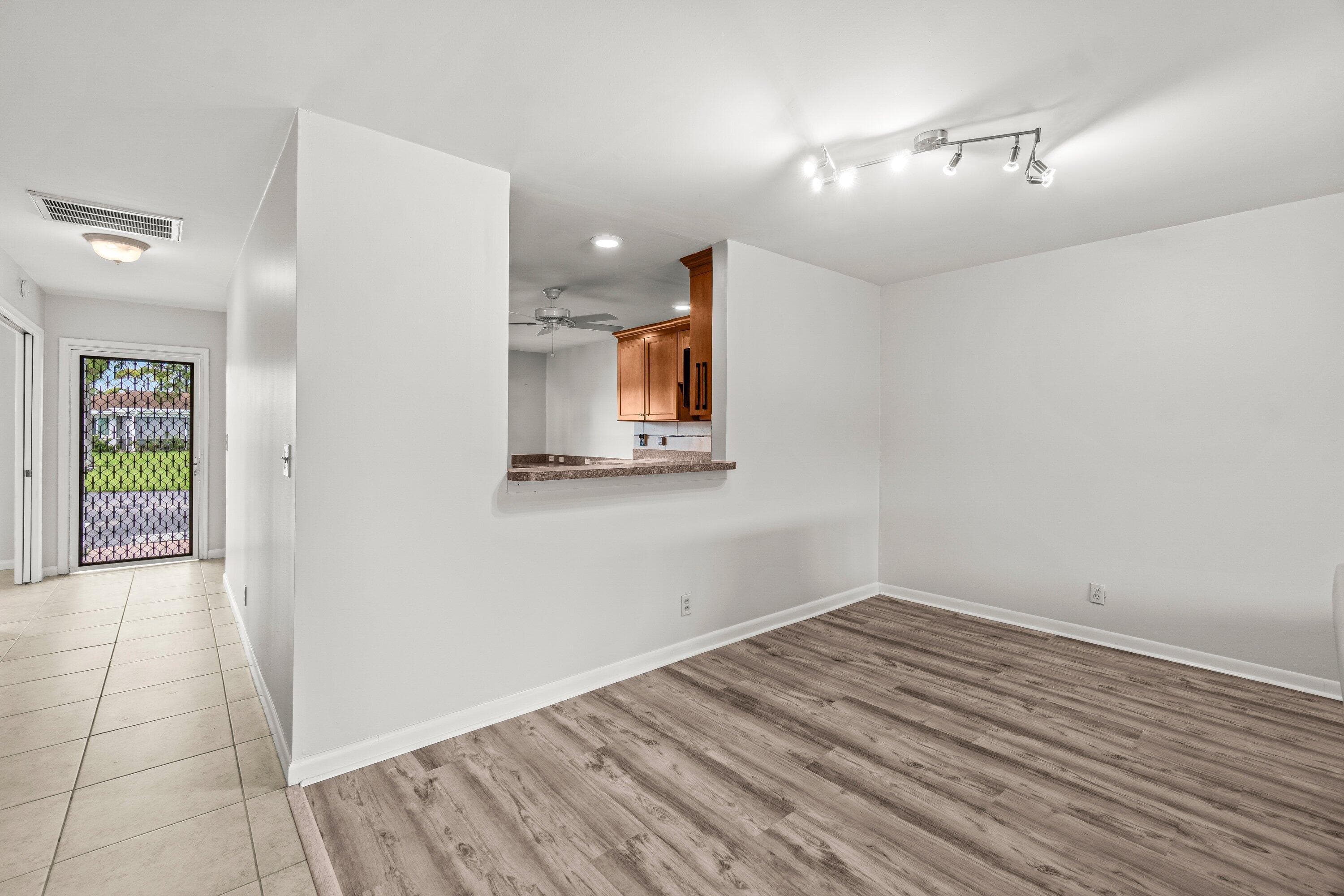 5074 Privet Place B, Delray Beach, FL 33484 — photo 12 of 43
