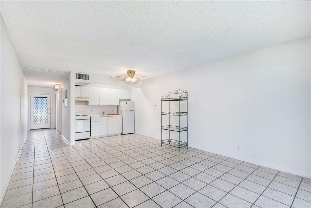 1400 SW 124th Terrace 105q, Pembroke Pines, FL 33027 — photo 3 of 22