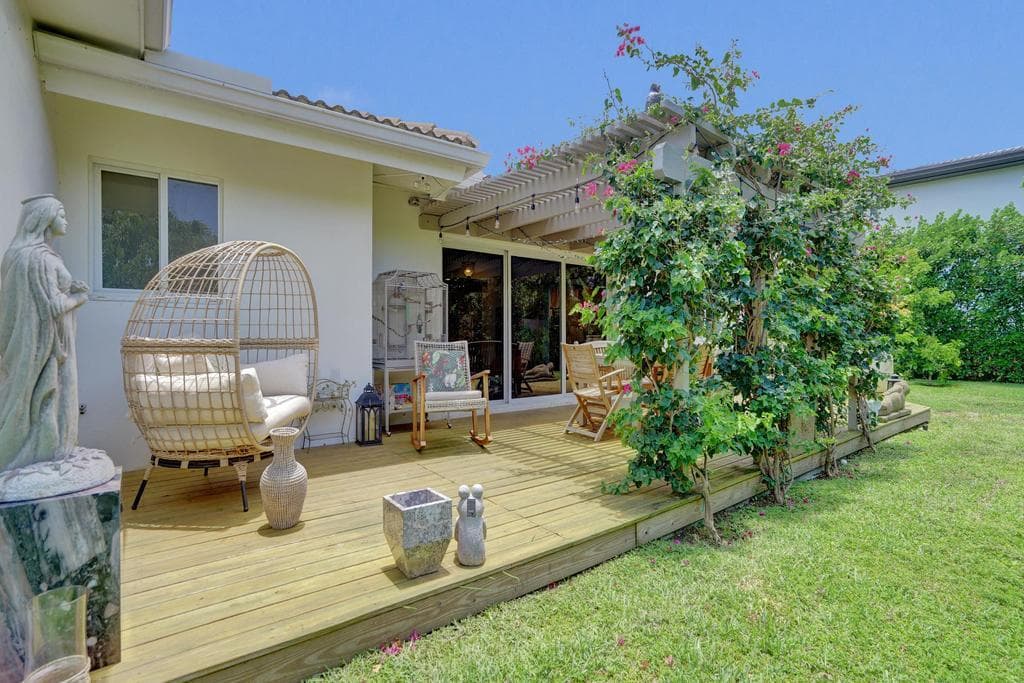 5 Gatehouse Road, Sea Ranch Lakes, FL 33308 — photo 56 of 81