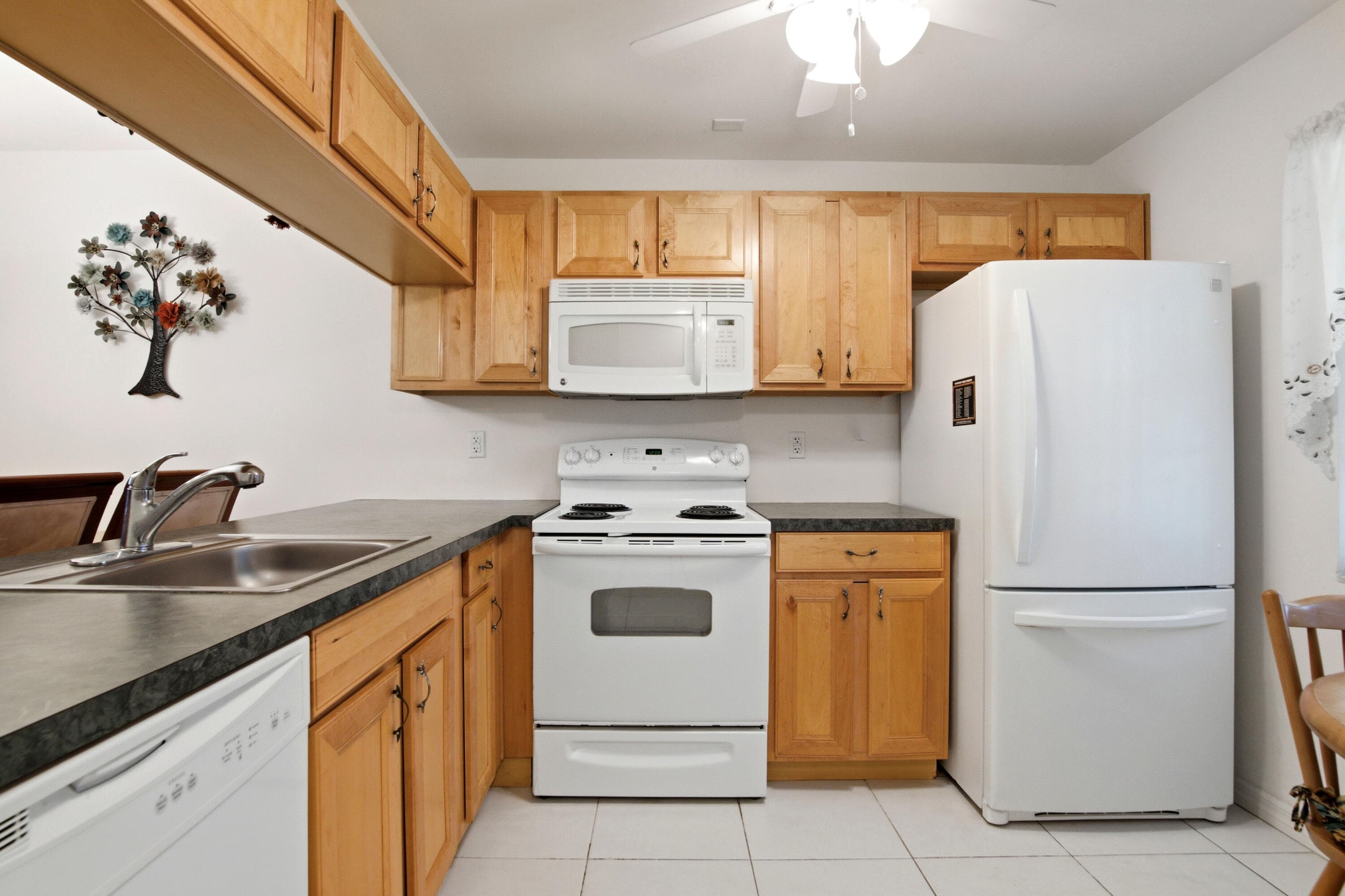 1105 Bahama Bend B1, Coconut Creek, FL 33066 — photo 4 of 37