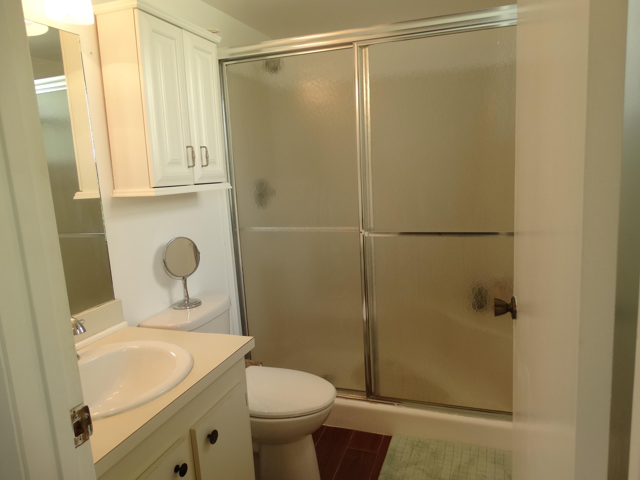 4598 Lucerne Lakes Boulevard E 101, Lake Worth, FL 33467 — photo 15 of 19