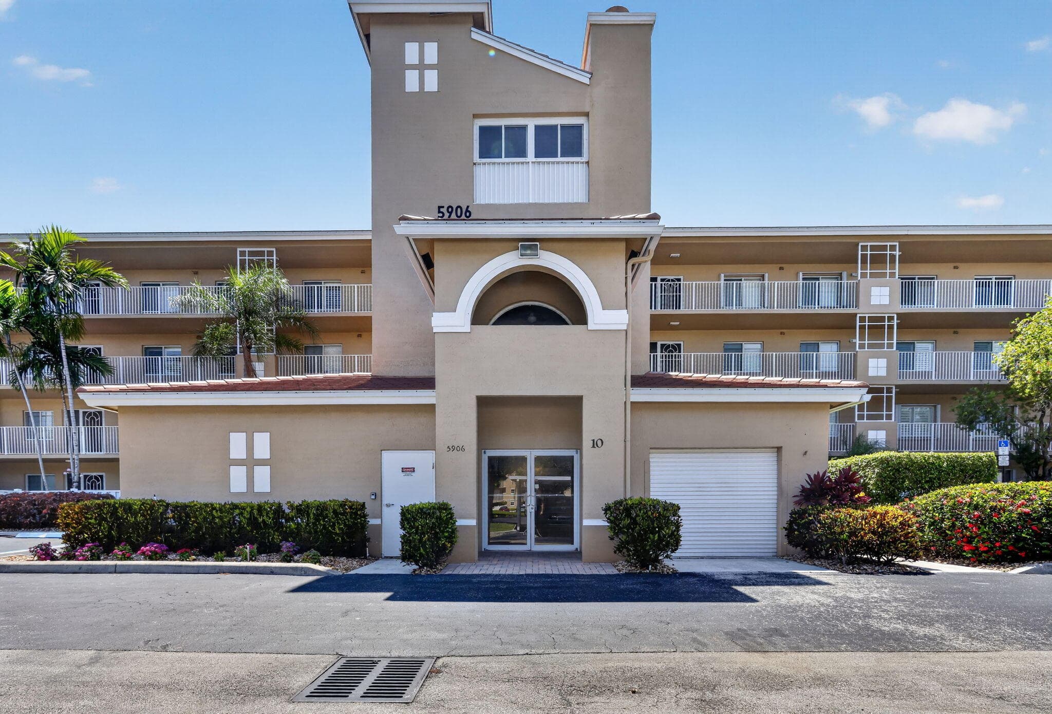 5906 Crystal Shores Drive 208, Boynton Beach, FL 33437 — photo 1 of 64