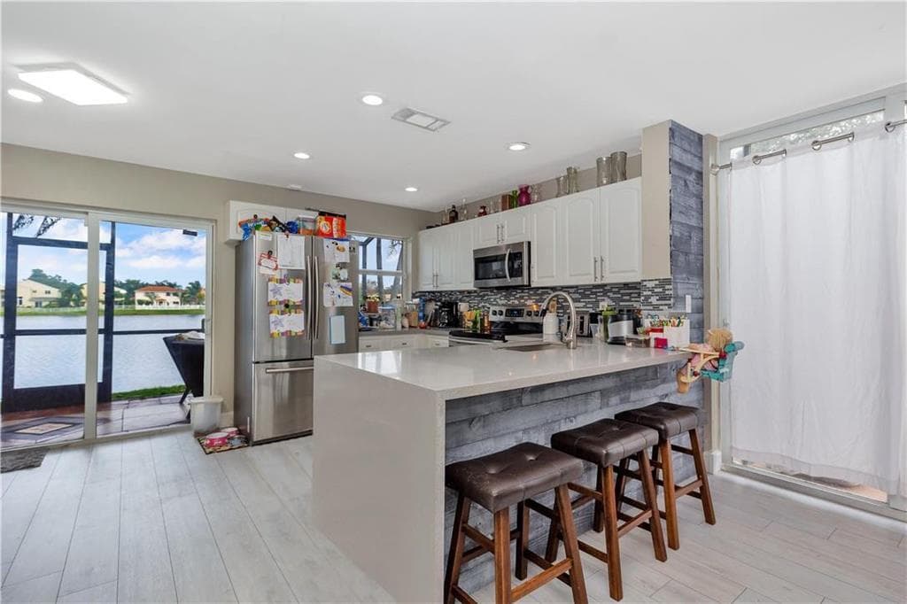 9812 NW 9th Court, Plantation, FL 33324 — photo 9 of 30