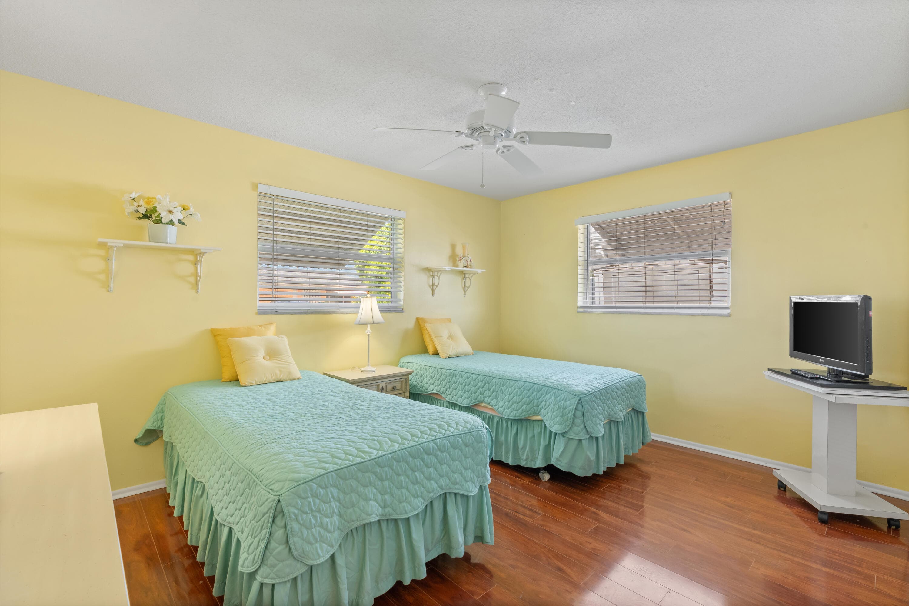 4915 NW 51st Avenue NW, Tamarac, FL 33319 — photo 29 of 41