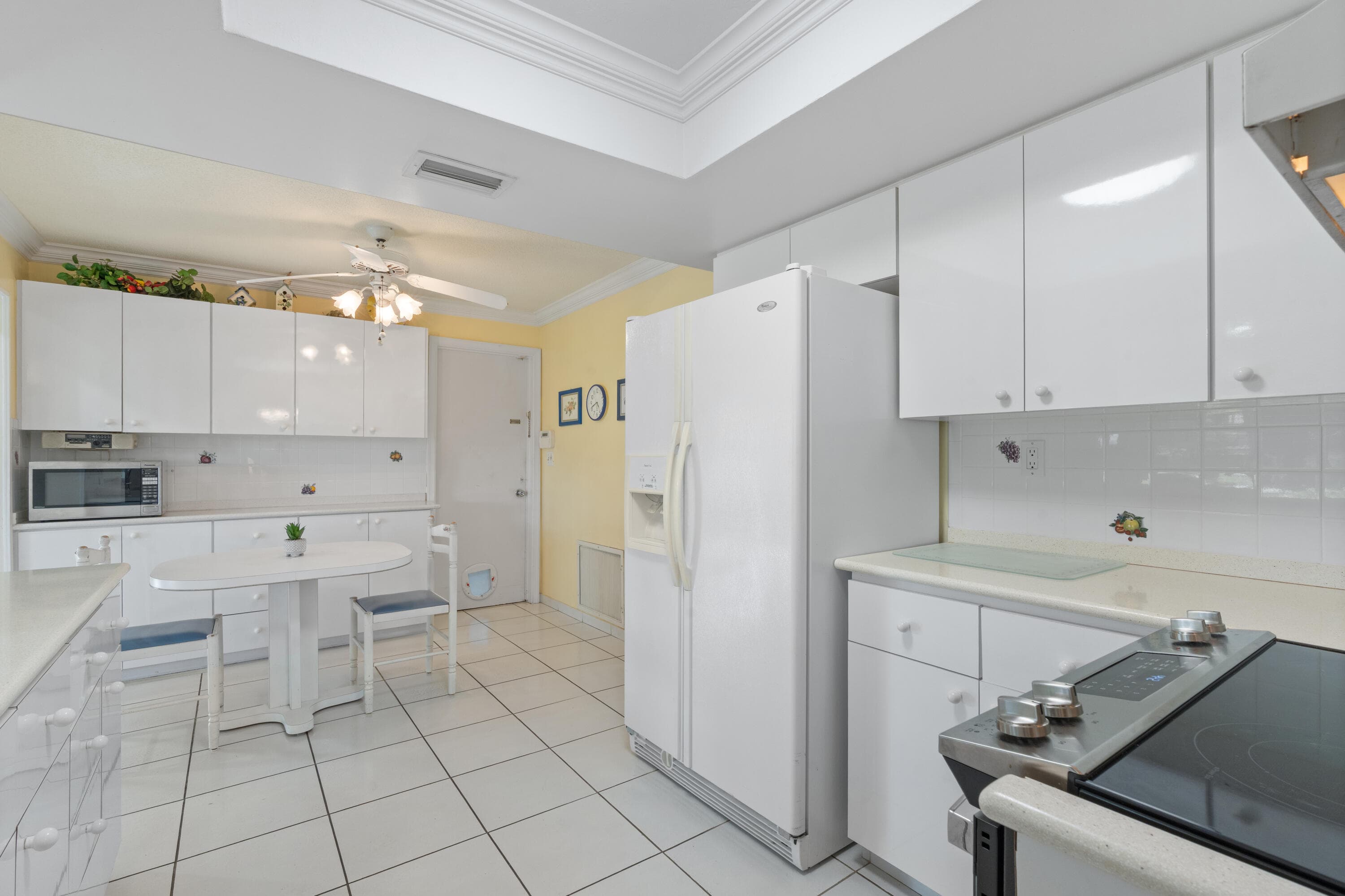 4915 NW 51st Avenue NW, Tamarac, FL 33319 — photo 33 of 41