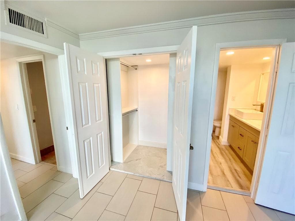 1 Las Olas Circle 905, Fort Lauderdale, FL 33316 — photo 11 of 40