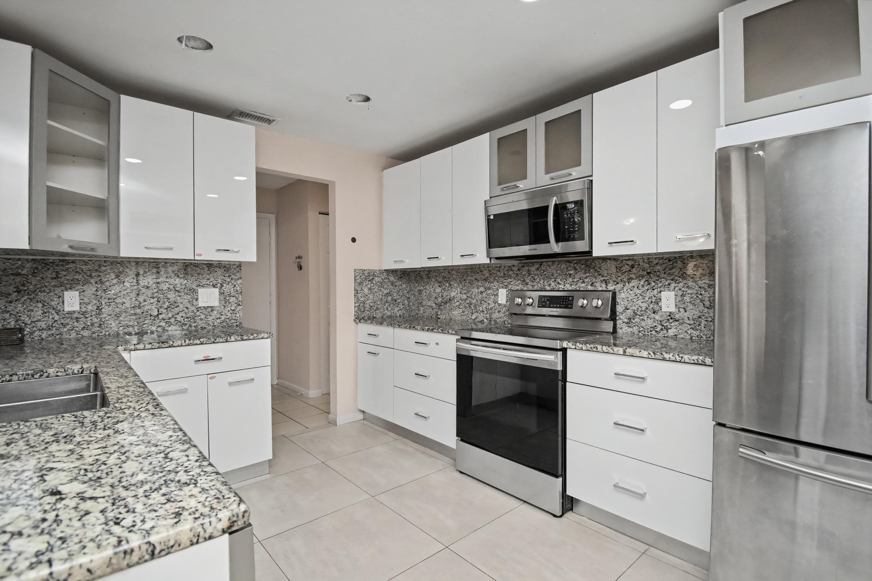 7986 Palacio Del Mar Drive, Boca Raton, FL 33433 — photo 14 of 36