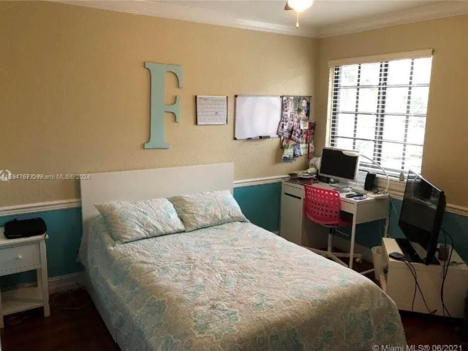 4310 Vineyard Circle 4310, Weston, FL 33332 — photo 10 of 15