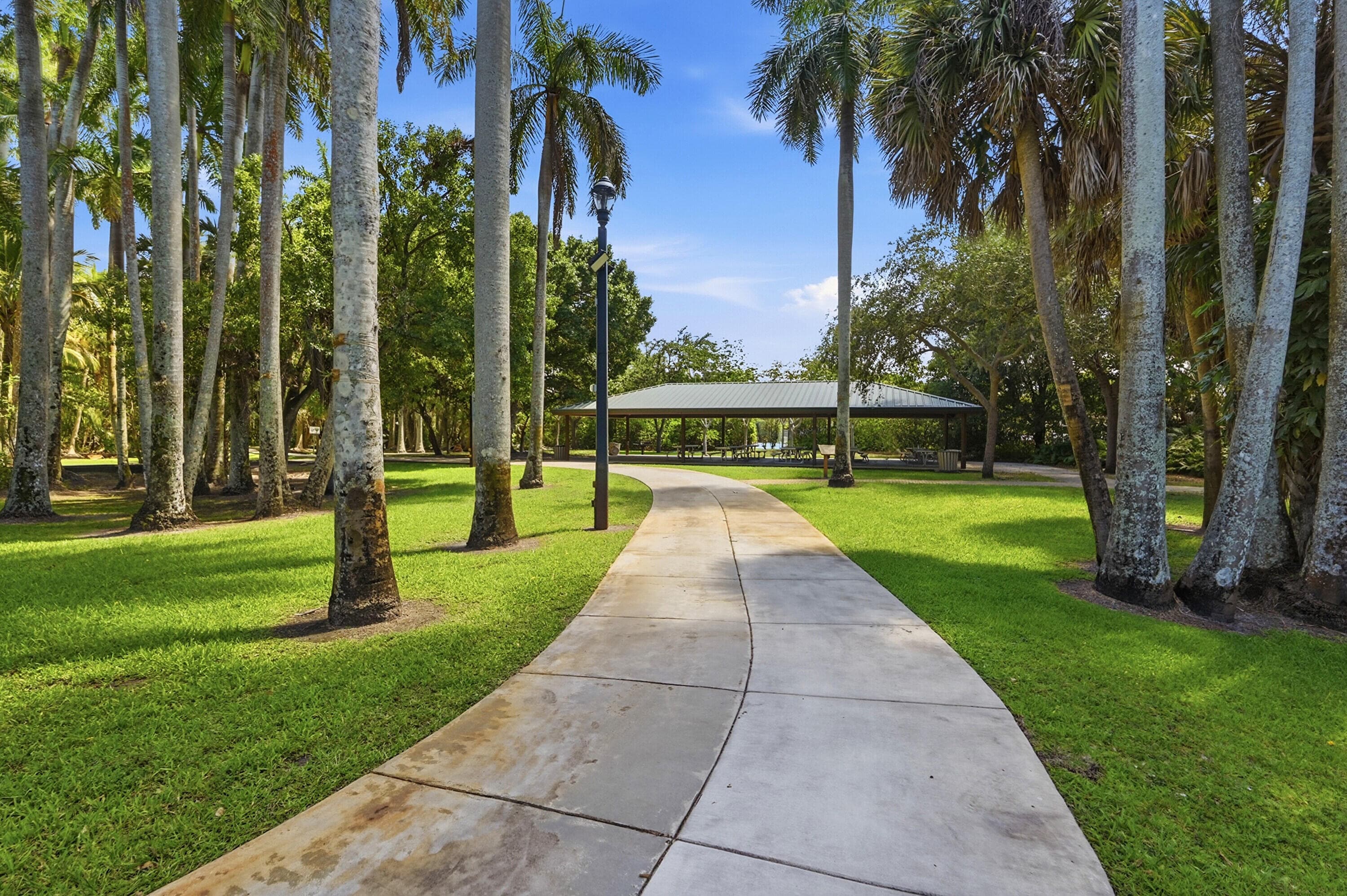 905 NE 28th Street 206, Wilton Manors, FL 33334 — photo 46 of 61