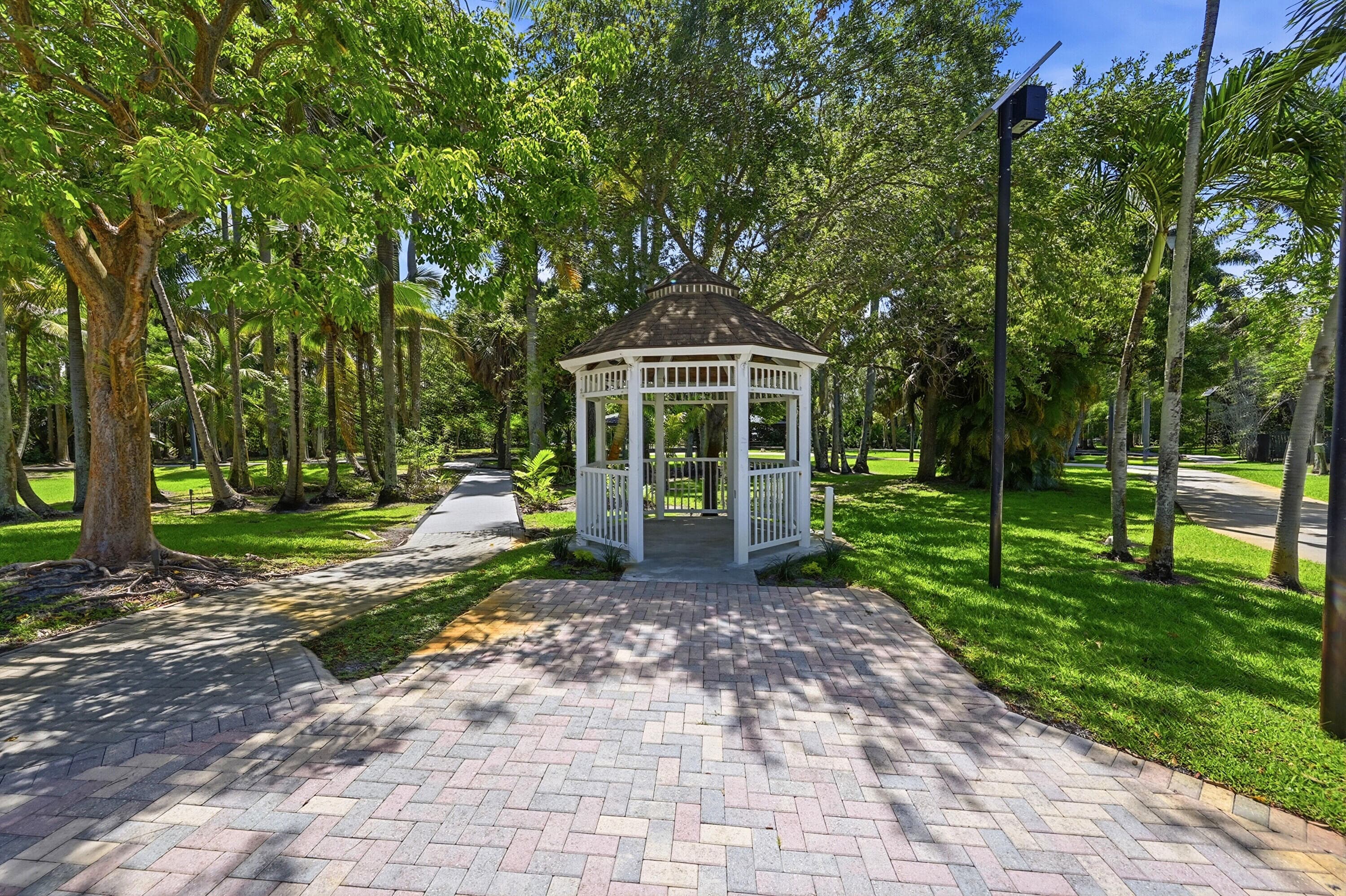 905 NE 28th Street 206, Wilton Manors, FL 33334 — photo 48 of 61