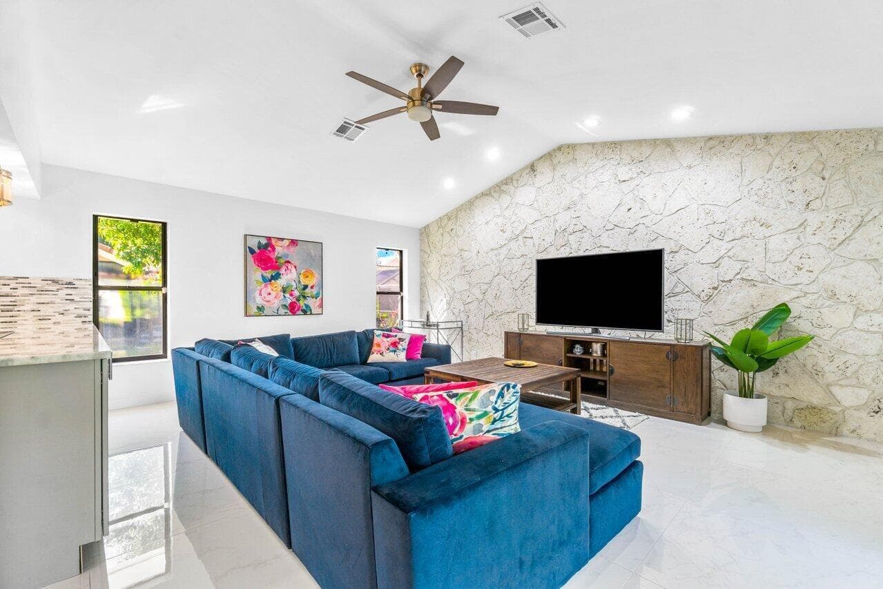 2683 NW 45th Street, Boca Raton, FL 33434 — photo 13 of 28