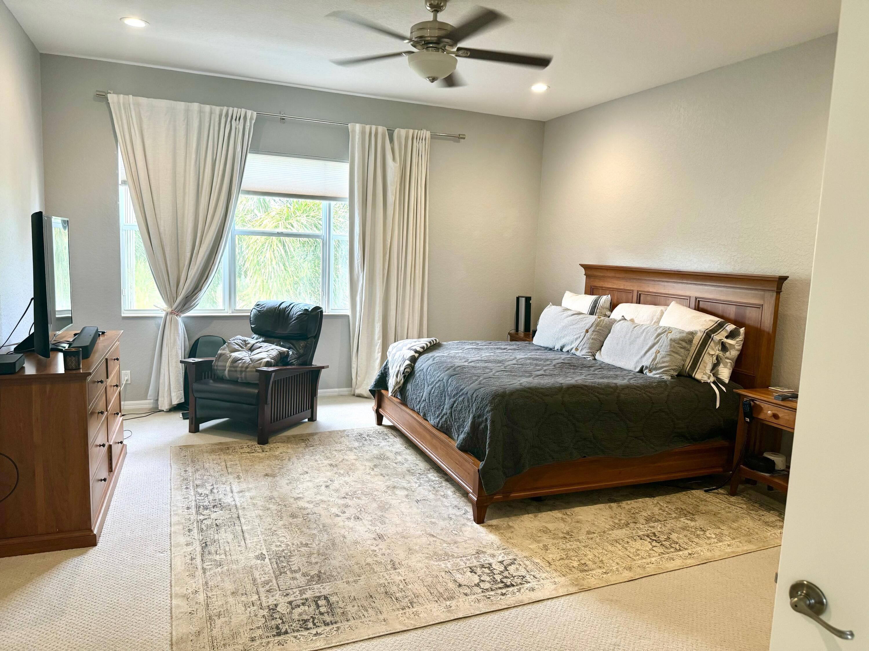 107 Via Escobar Place, Palm Beach Gardens, FL 33418 — photo 13 of 50