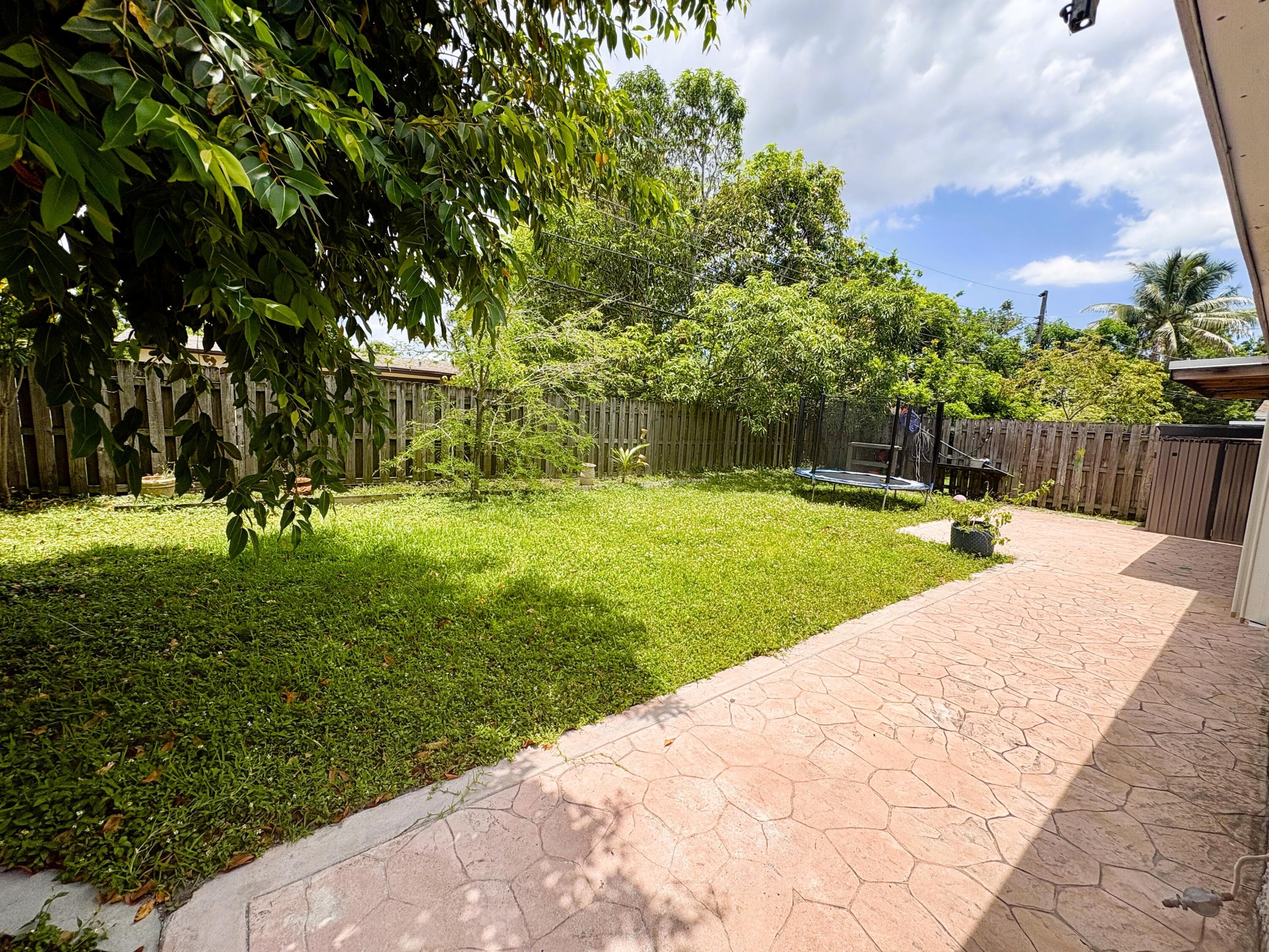 6421 NW 29th Street NW, Sunrise, FL 33313 — photo 24 of 25