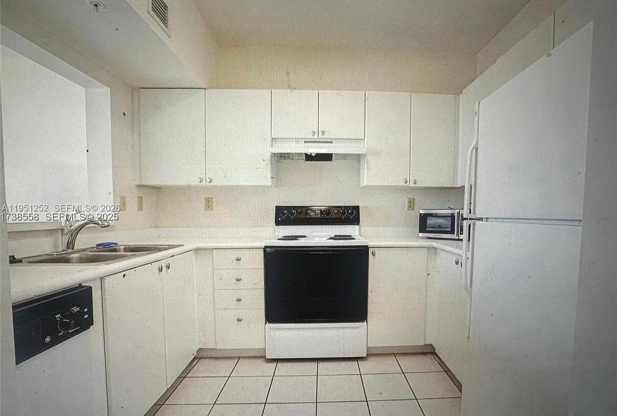 3020 NE 32nd Avenue 817, Fort Lauderdale, FL 33308 — photo 14 of 43
