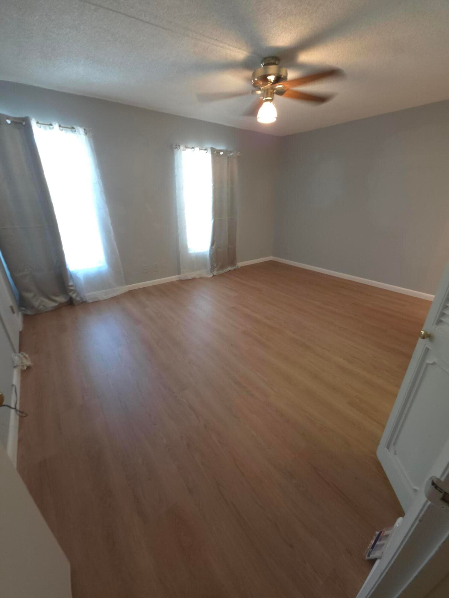 Townhouse in Hallandale Beach — photo 6 of 14