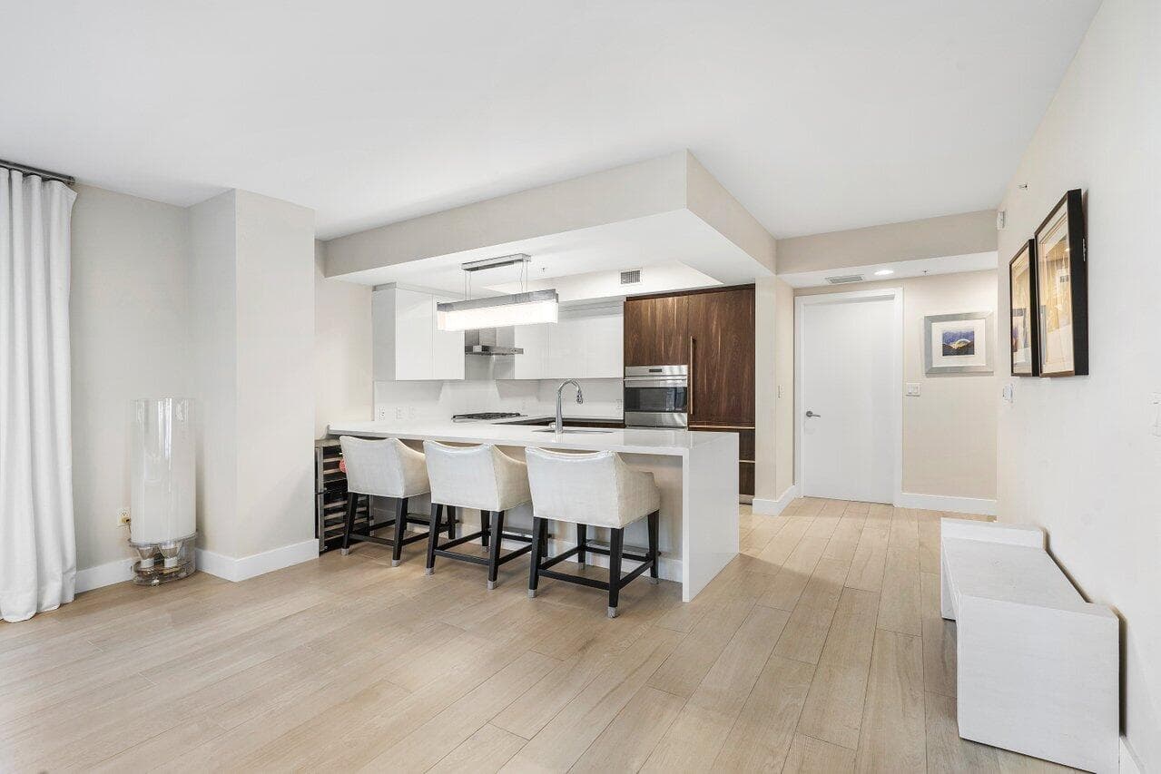 1180 N Federal Highway 707, Fort Lauderdale, FL 33304 — photo 3 of 28
