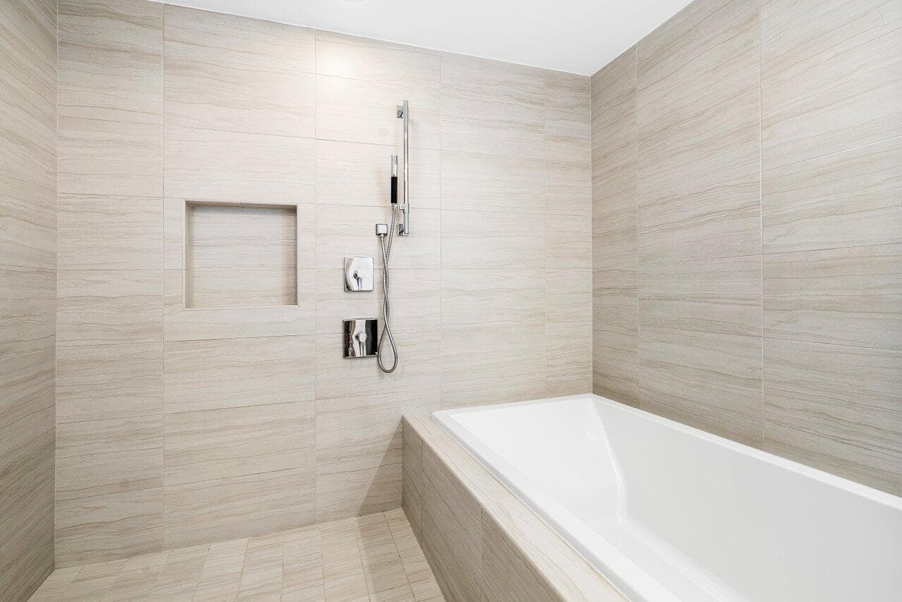 1180 N Federal Highway 707, Fort Lauderdale, FL 33304 — photo 17 of 28