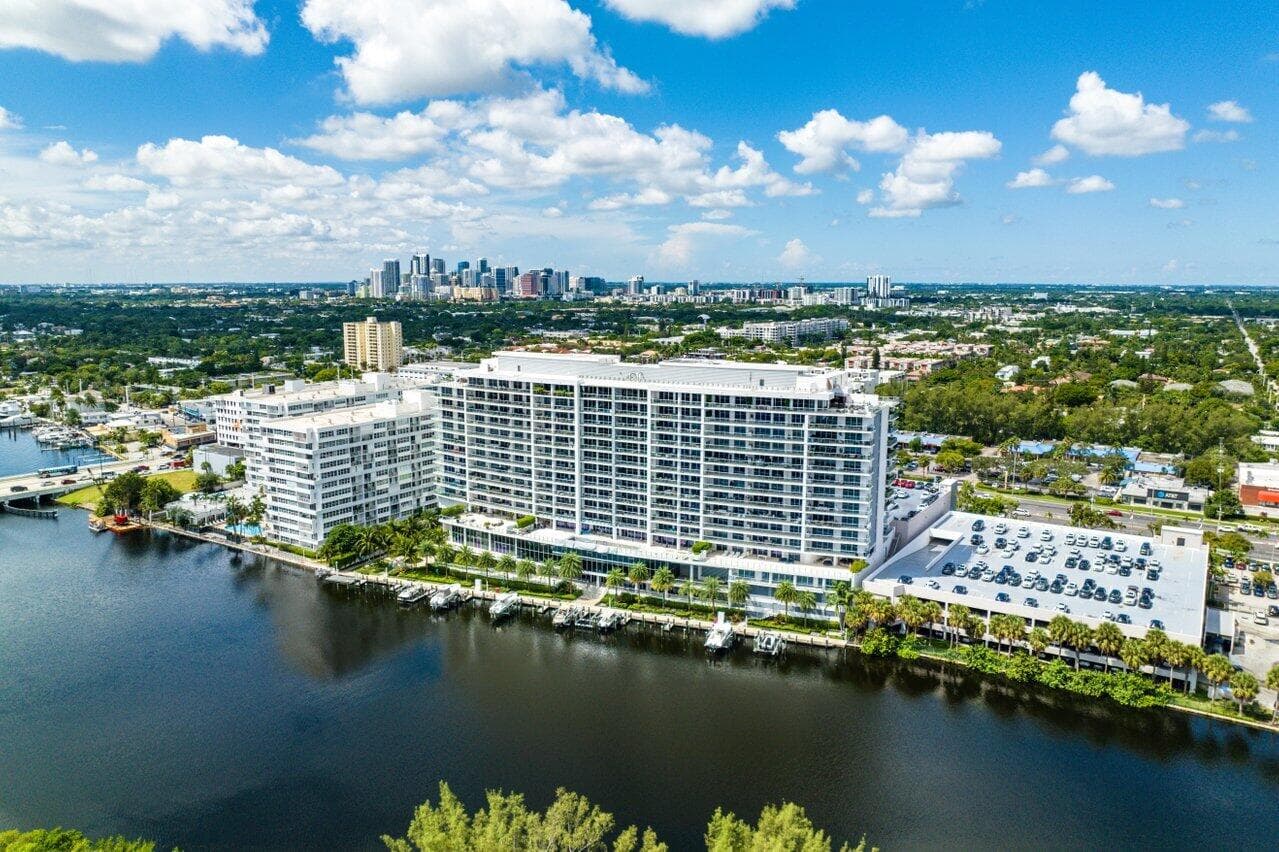 1180 N Federal Highway 707, Fort Lauderdale, FL 33304 — photo 25 of 28