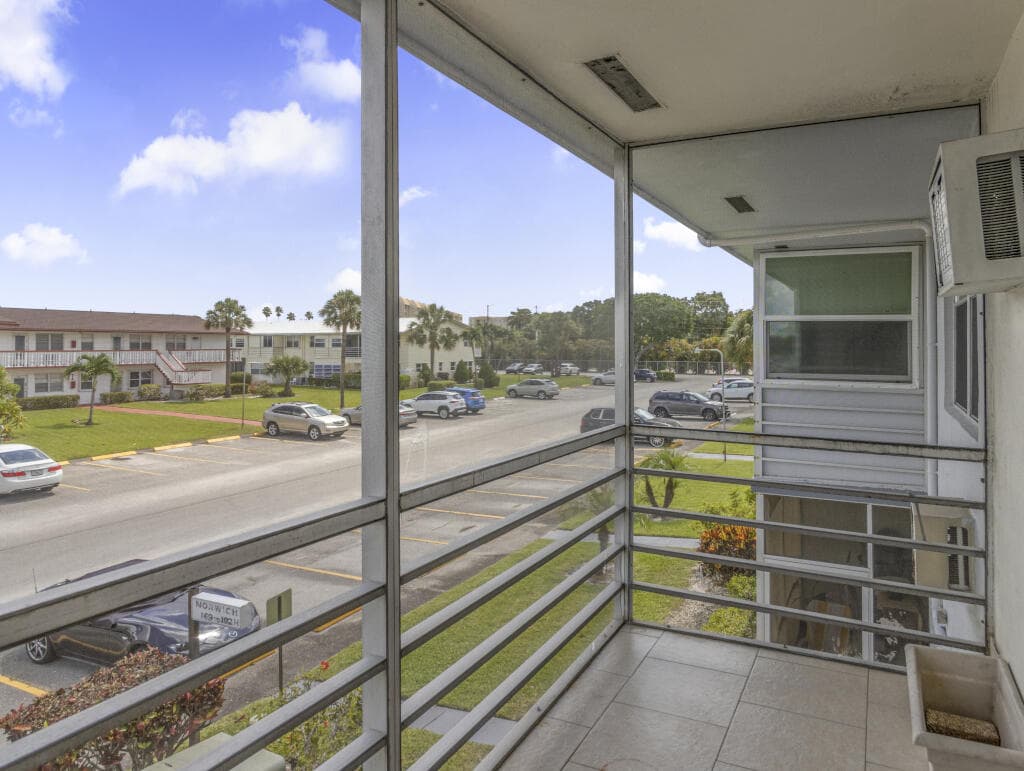 186 Norwich H 186, West Palm Beach, FL 33417 — photo 18 of 32