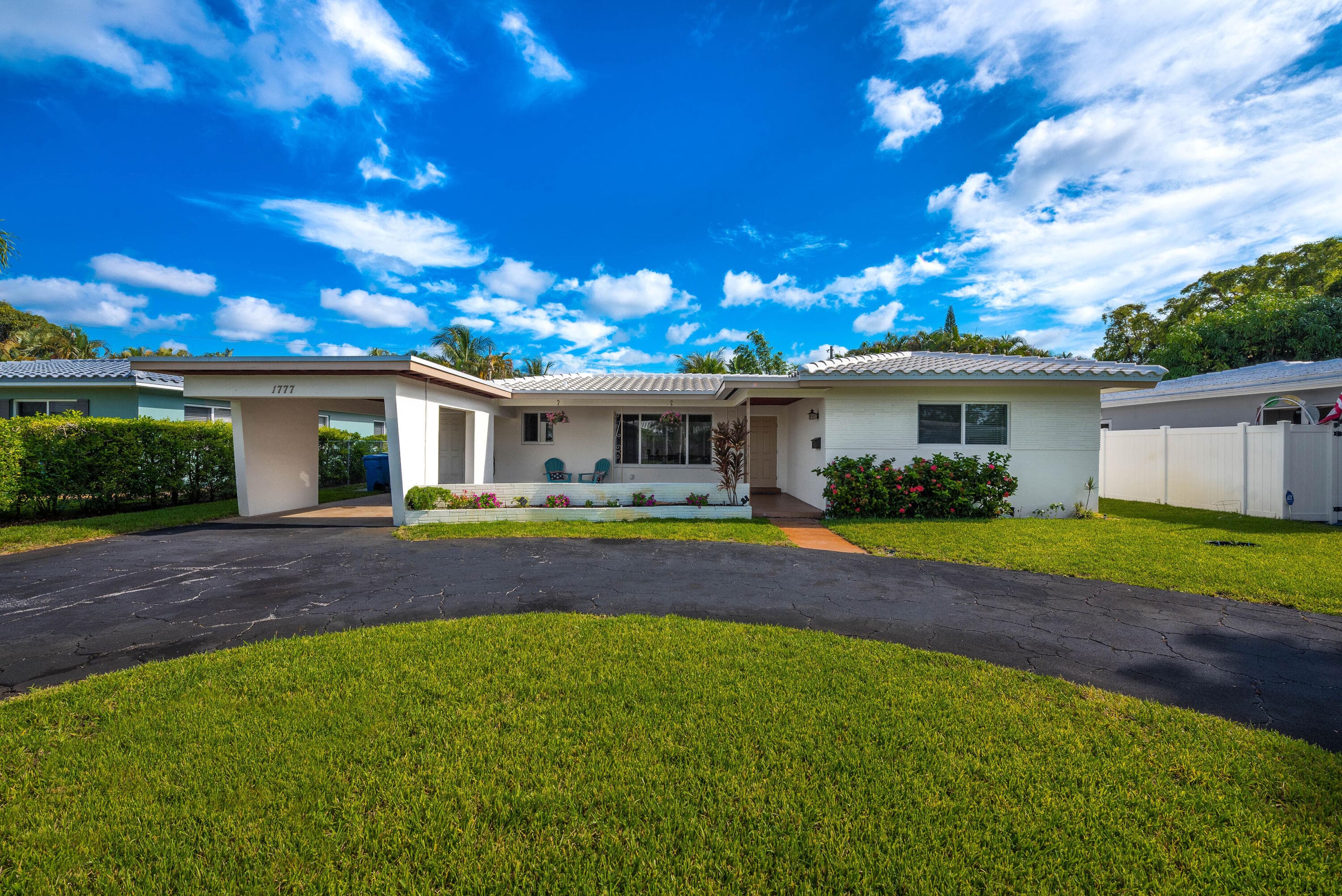 1777 NE 46th Street, Oakland Park, FL 33334 — photo 4 of 34