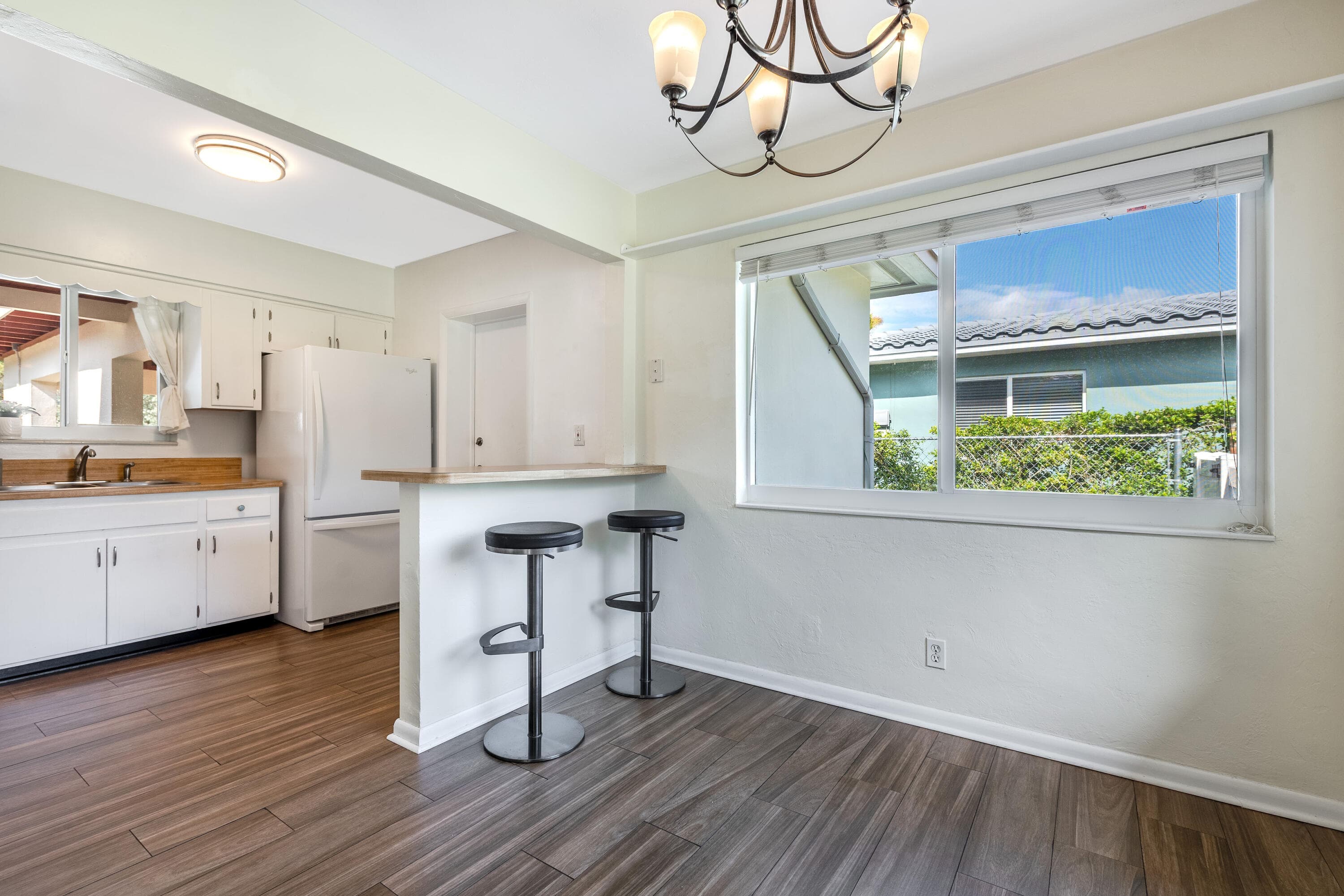 1777 NE 46th Street, Oakland Park, FL 33334 — photo 10 of 34