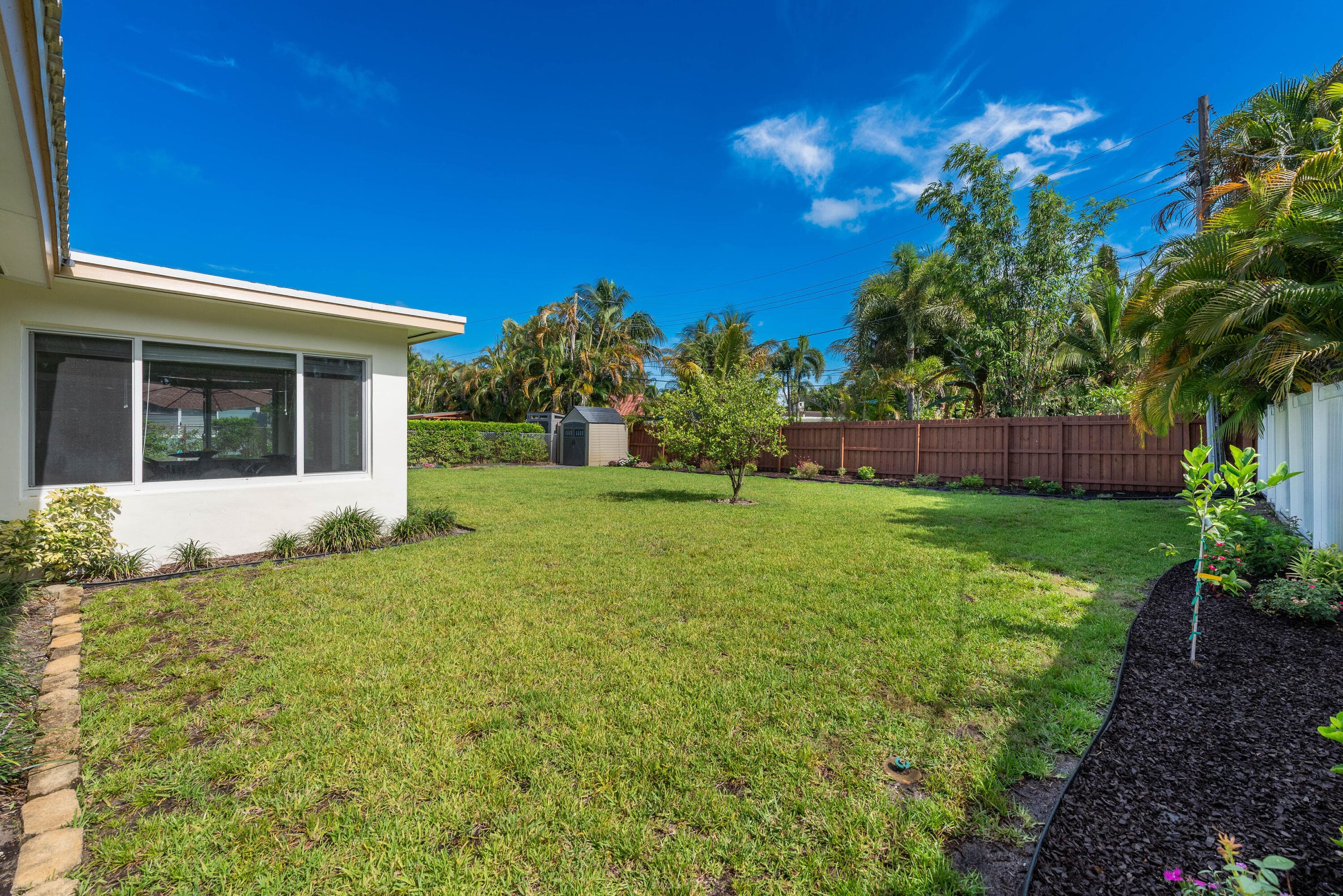 1777 NE 46th Street, Oakland Park, FL 33334 — photo 30 of 34