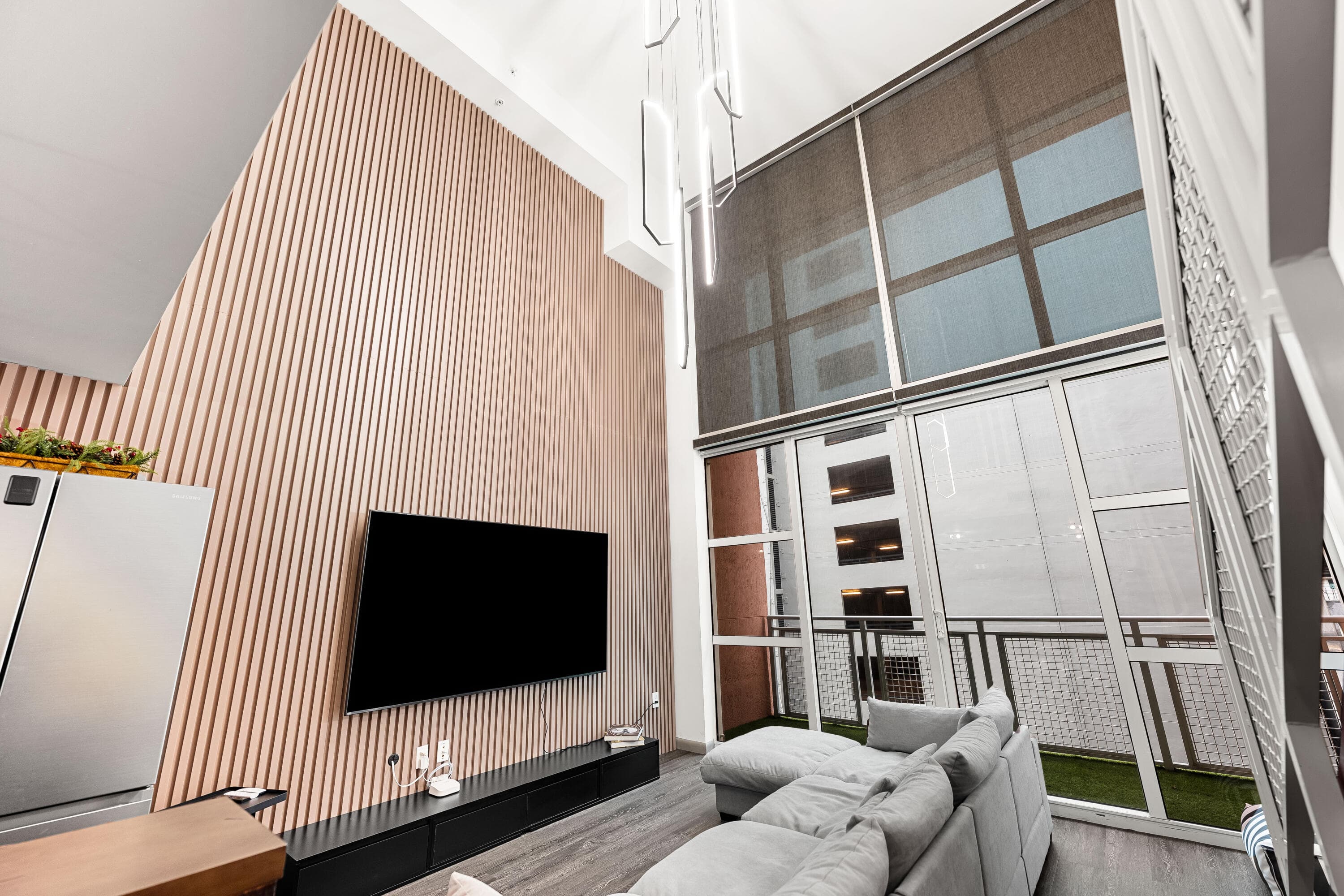 244 Biscayne Boulevard 651, Miami, FL 33132 — photo 14 of 25