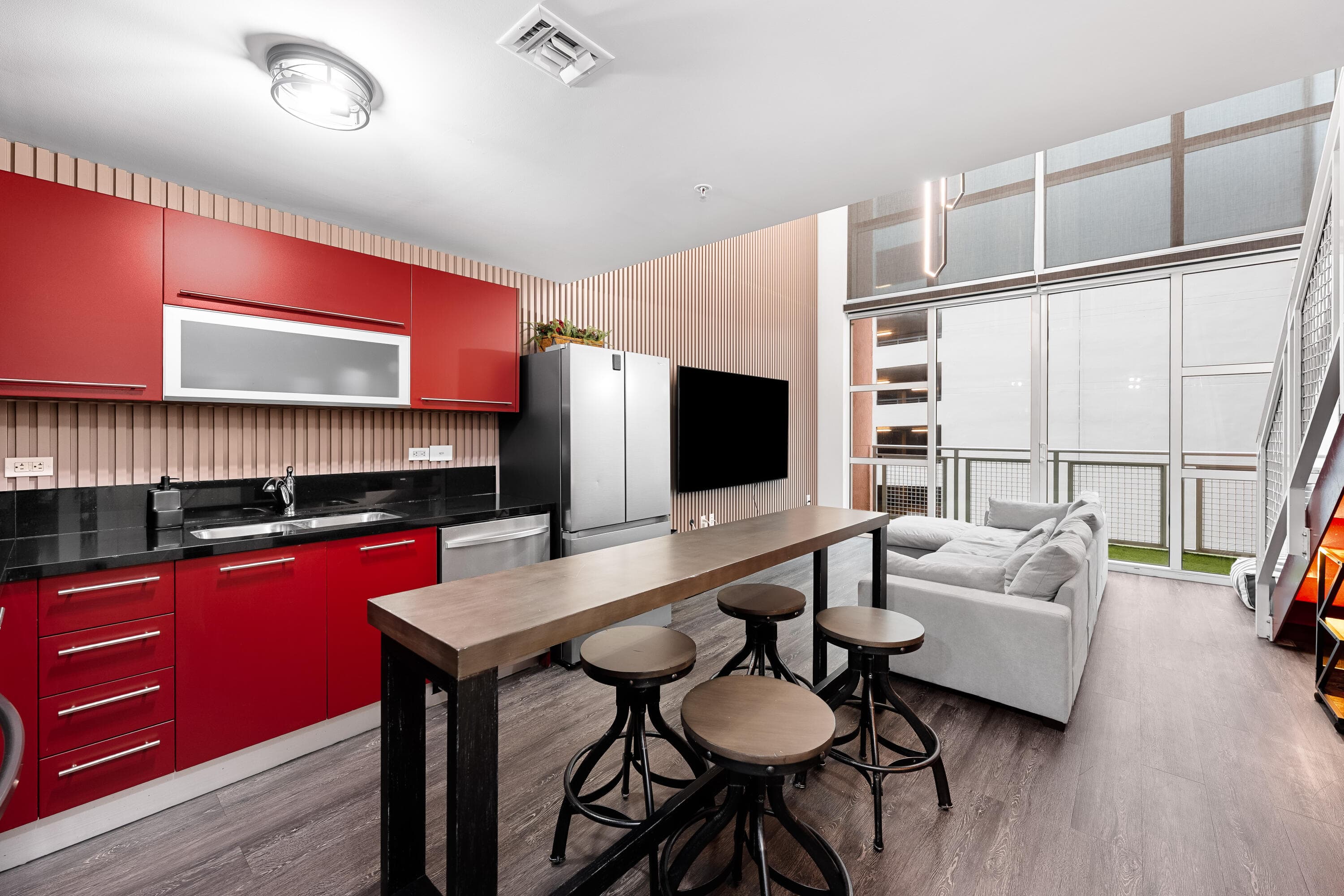 244 Biscayne Boulevard 651, Miami, FL 33132 — photo 5 of 25