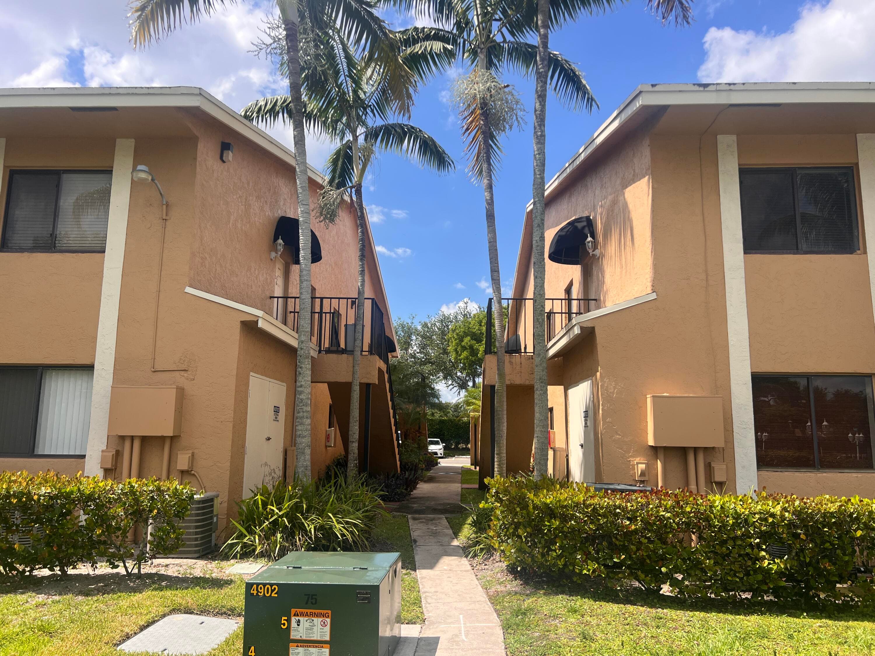 6061 N 10th Ave Avenue N 242, Greenacres, FL 33463 — photo 31 of 37