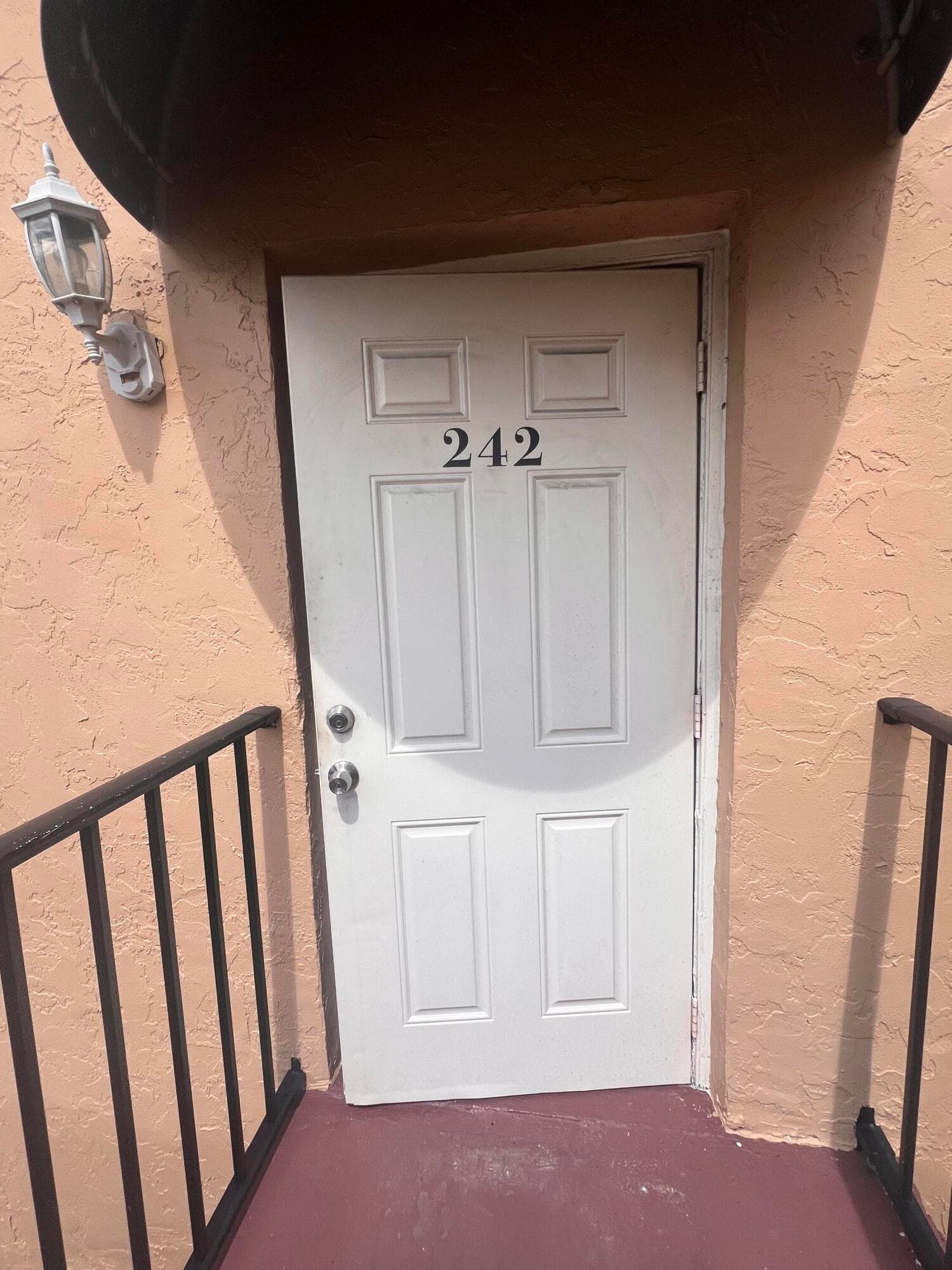 6061 N 10th Ave Avenue N 242, Greenacres, FL 33463 — photo 1 of 37