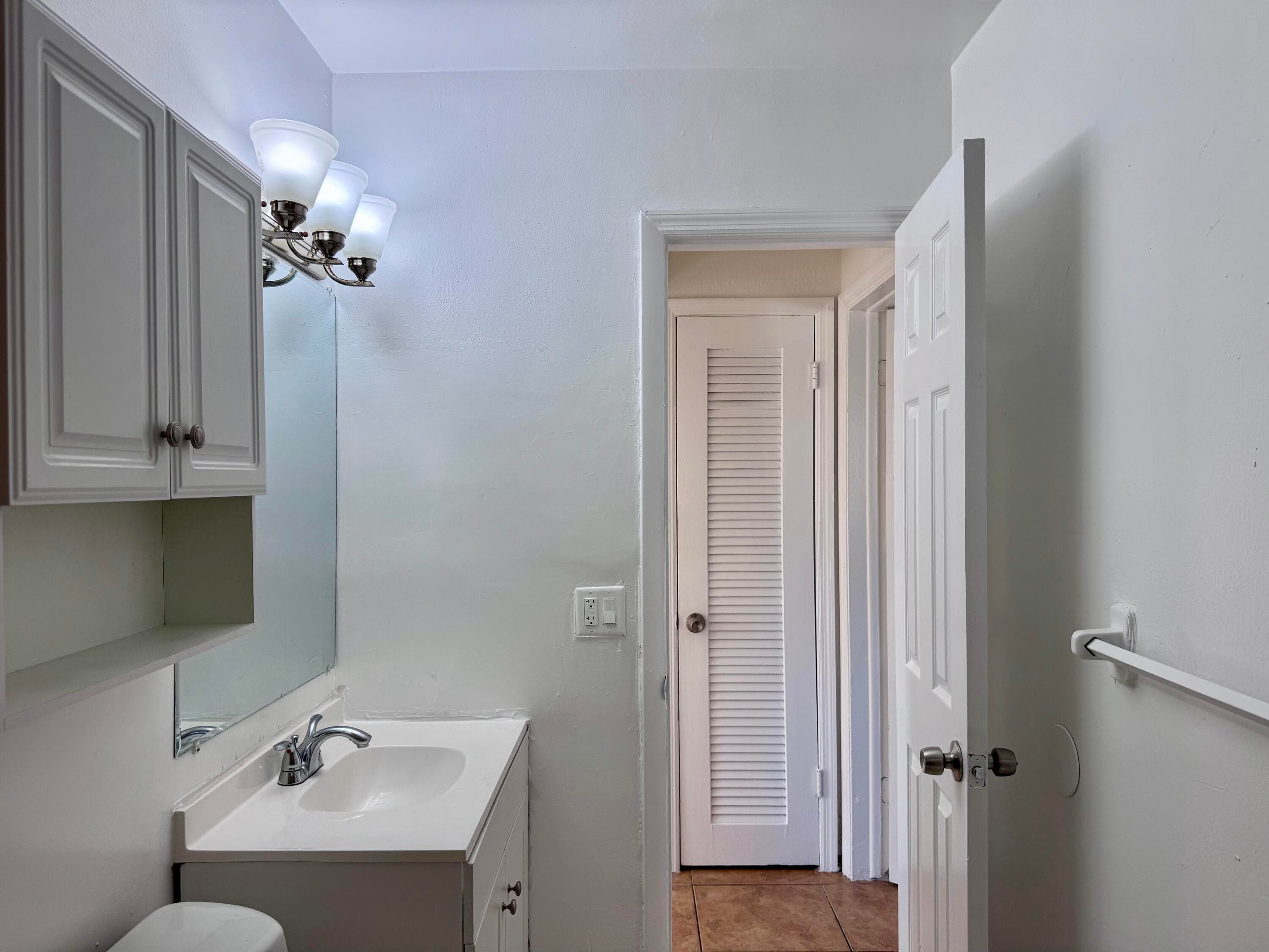 3101 NE 7th Avenue B, Pompano Beach, FL 33064 — photo 13 of 36