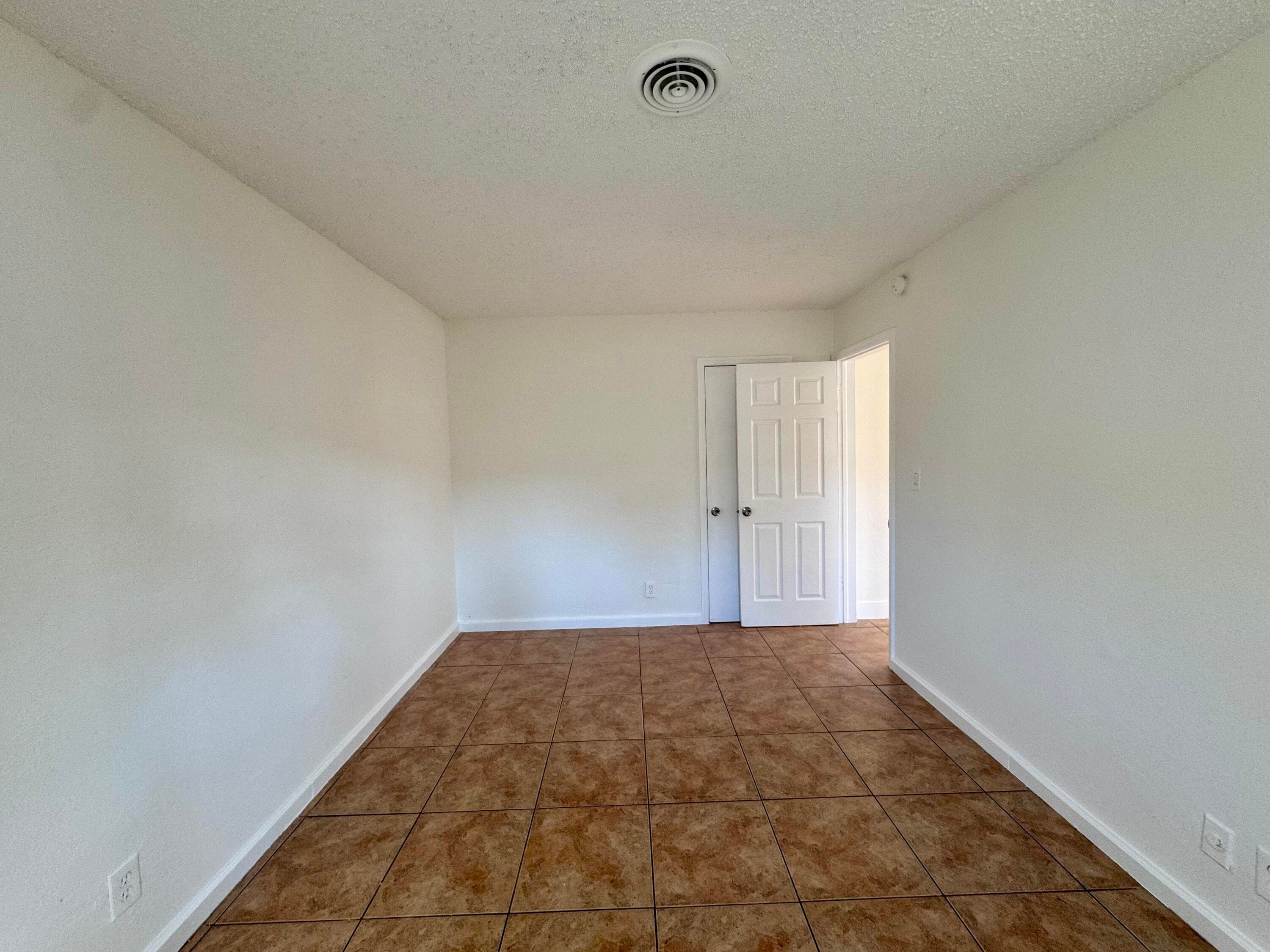 3101 NE 7th Avenue B, Pompano Beach, FL 33064 — photo 20 of 36