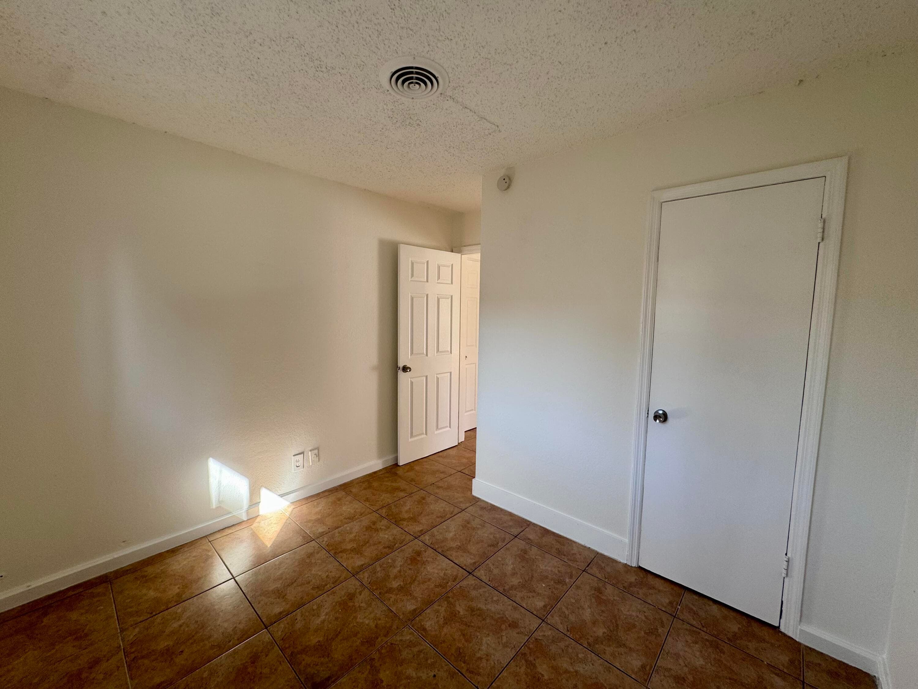 3101 NE 7th Avenue B, Pompano Beach, FL 33064 — photo 24 of 36