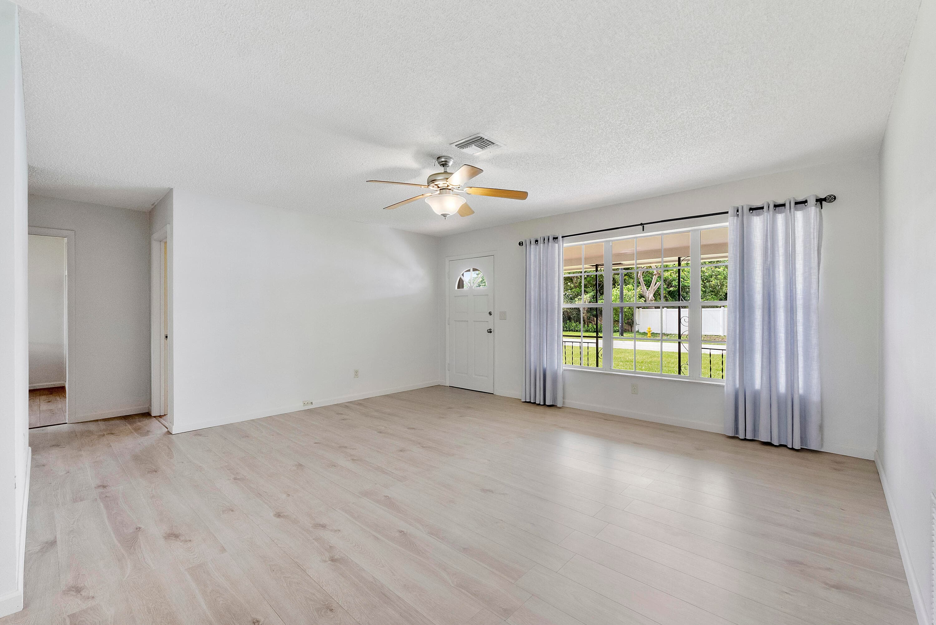 1101 NE 35th Street, Pompano Beach, FL 33064 — photo 8 of 56