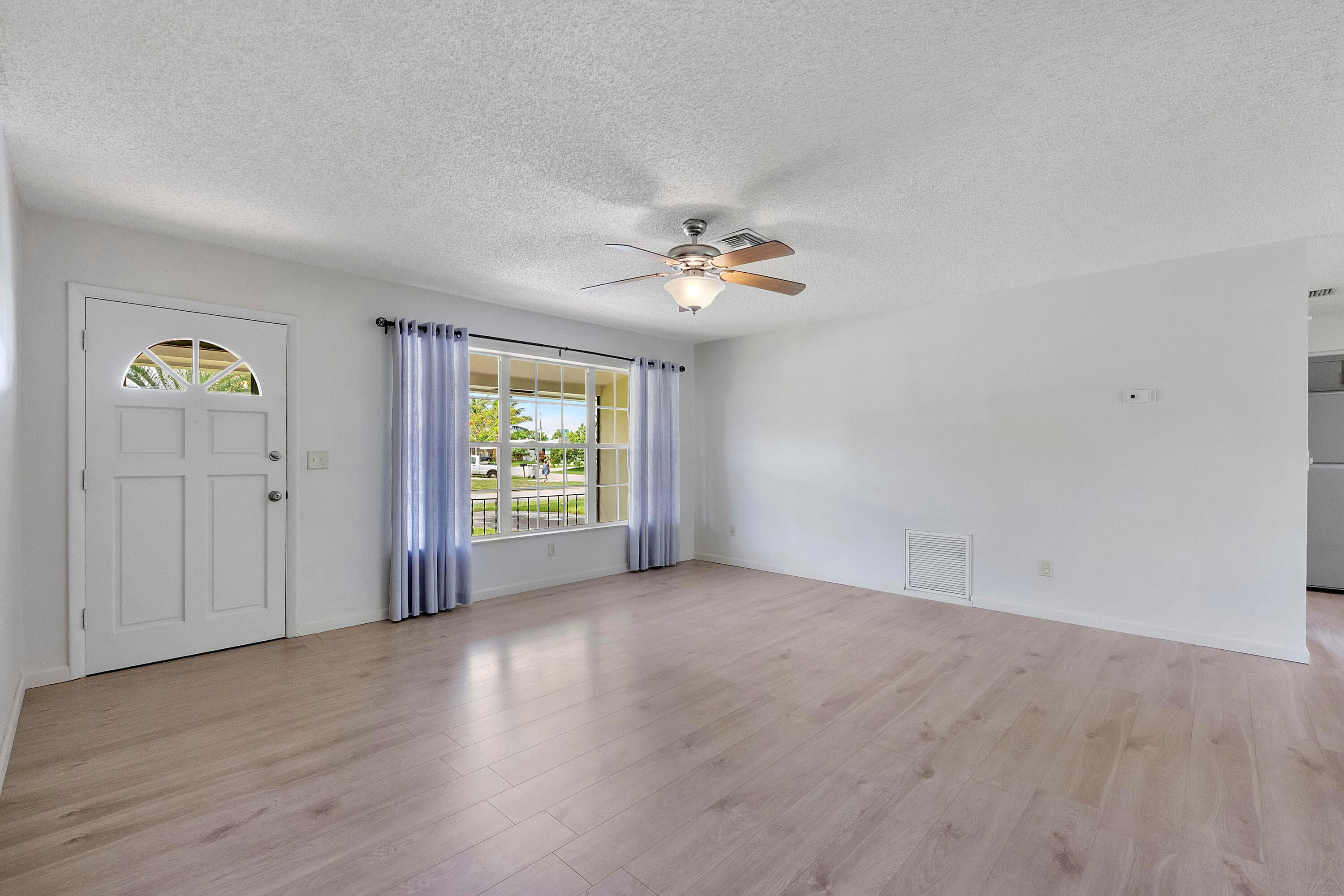 1101 NE 35th Street, Pompano Beach, FL 33064 — photo 6 of 56