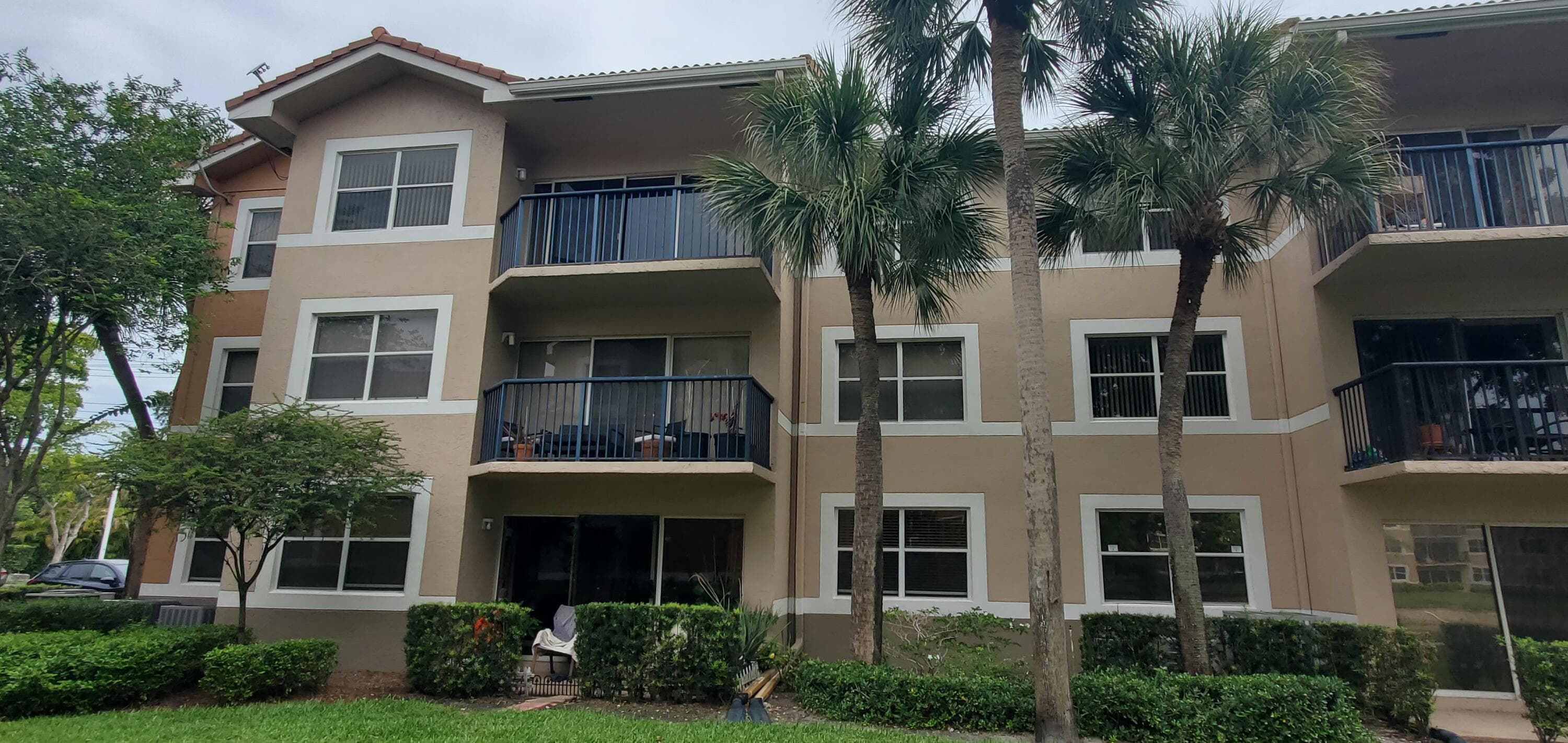 9033 Wiles Road 308, Coral Springs, FL 33067 — photo