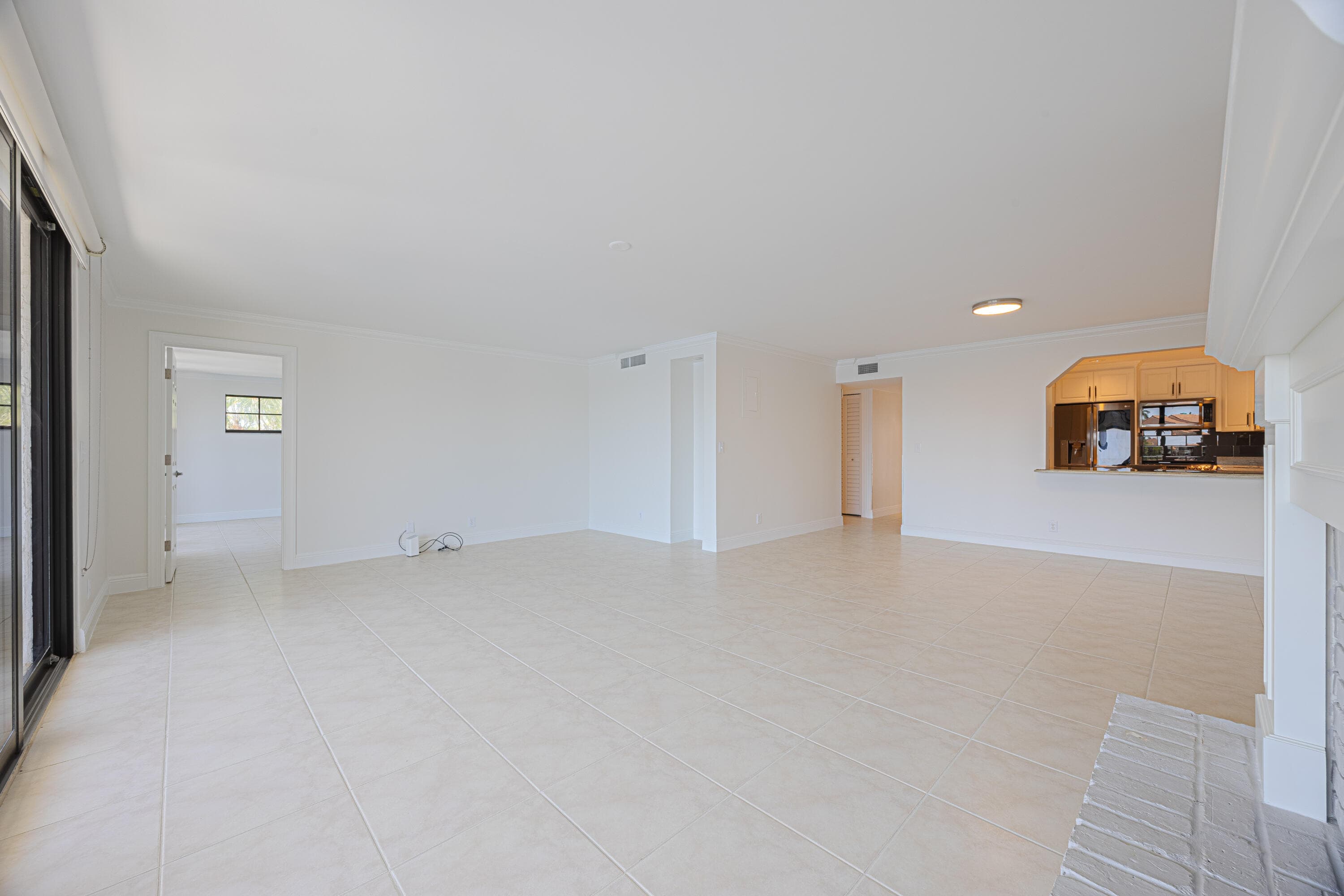 801 Palm Trail 9, Delray Beach, FL 33483 — photo 31 of 36