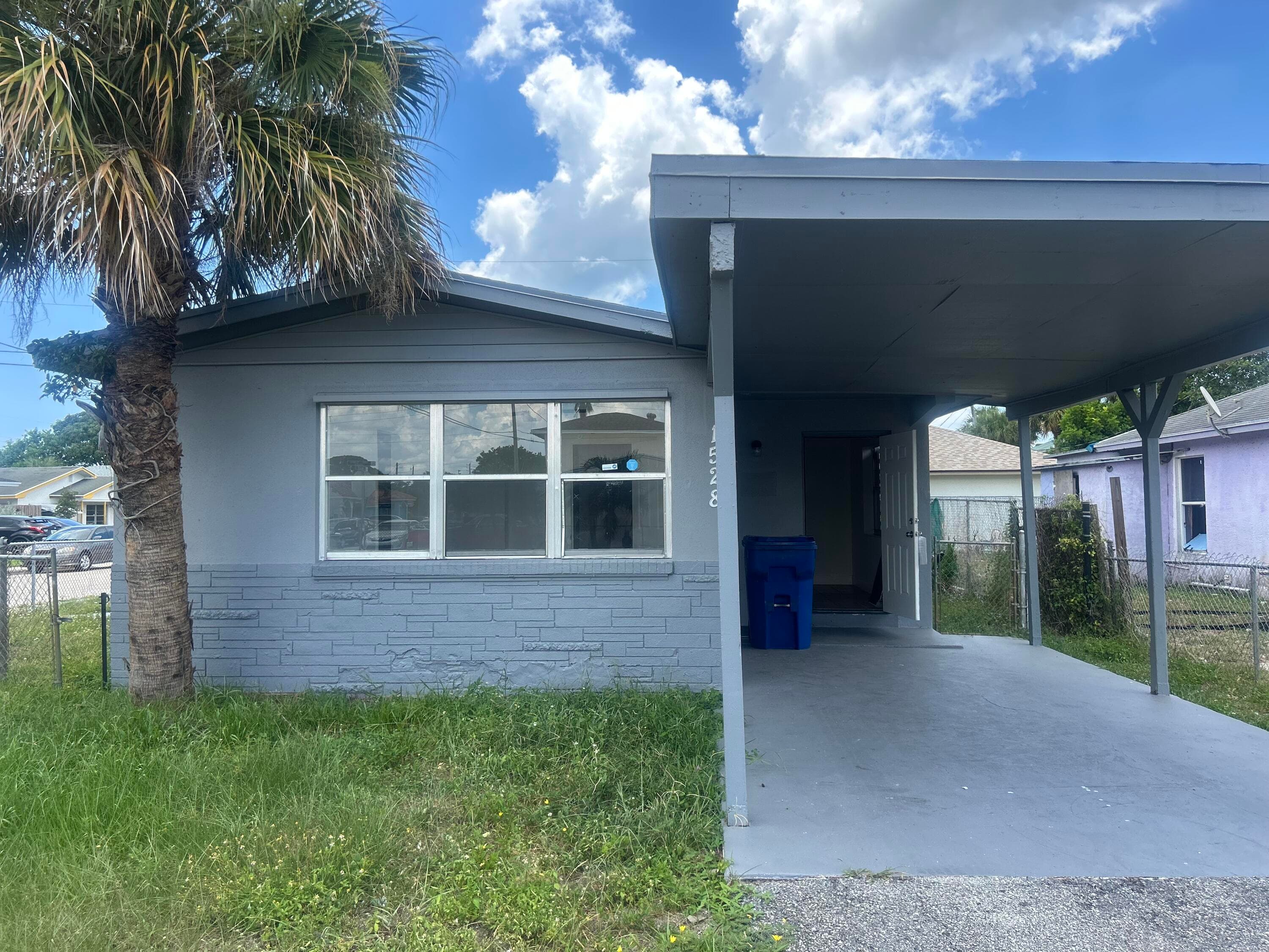 1528 S Avenue S 0, Riviera Beach, FL 33404 — photo 1 of 9