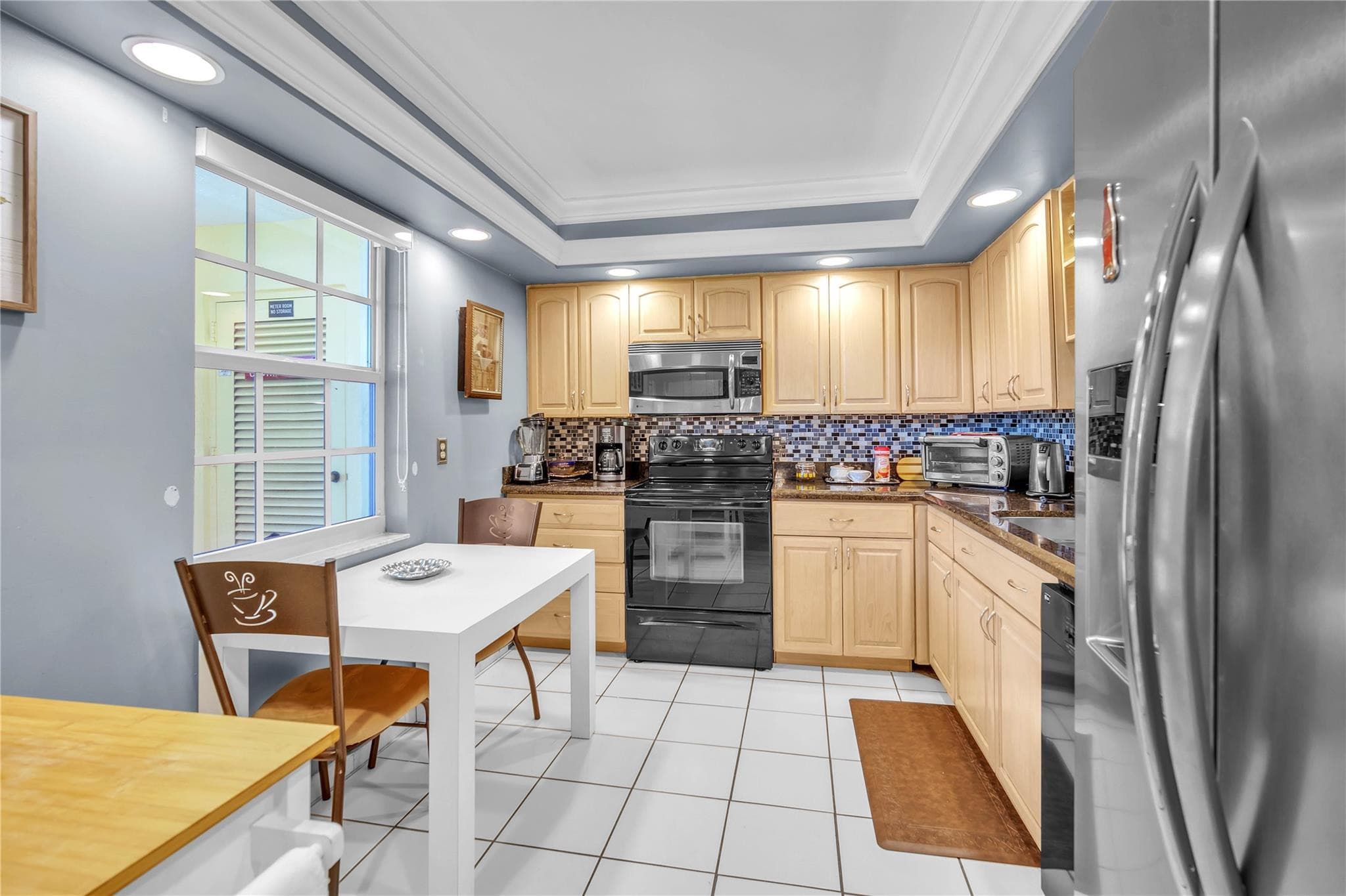 400 Oaks Lane 115, Pompano Beach, FL 33069 — photo 4 of 32