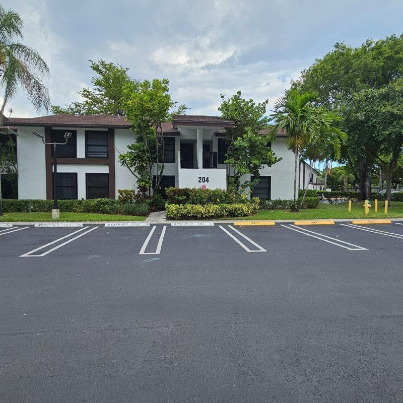 204 Lake Pointe Drive 107, Oakland Park, FL 33309 — photo 1 of 16