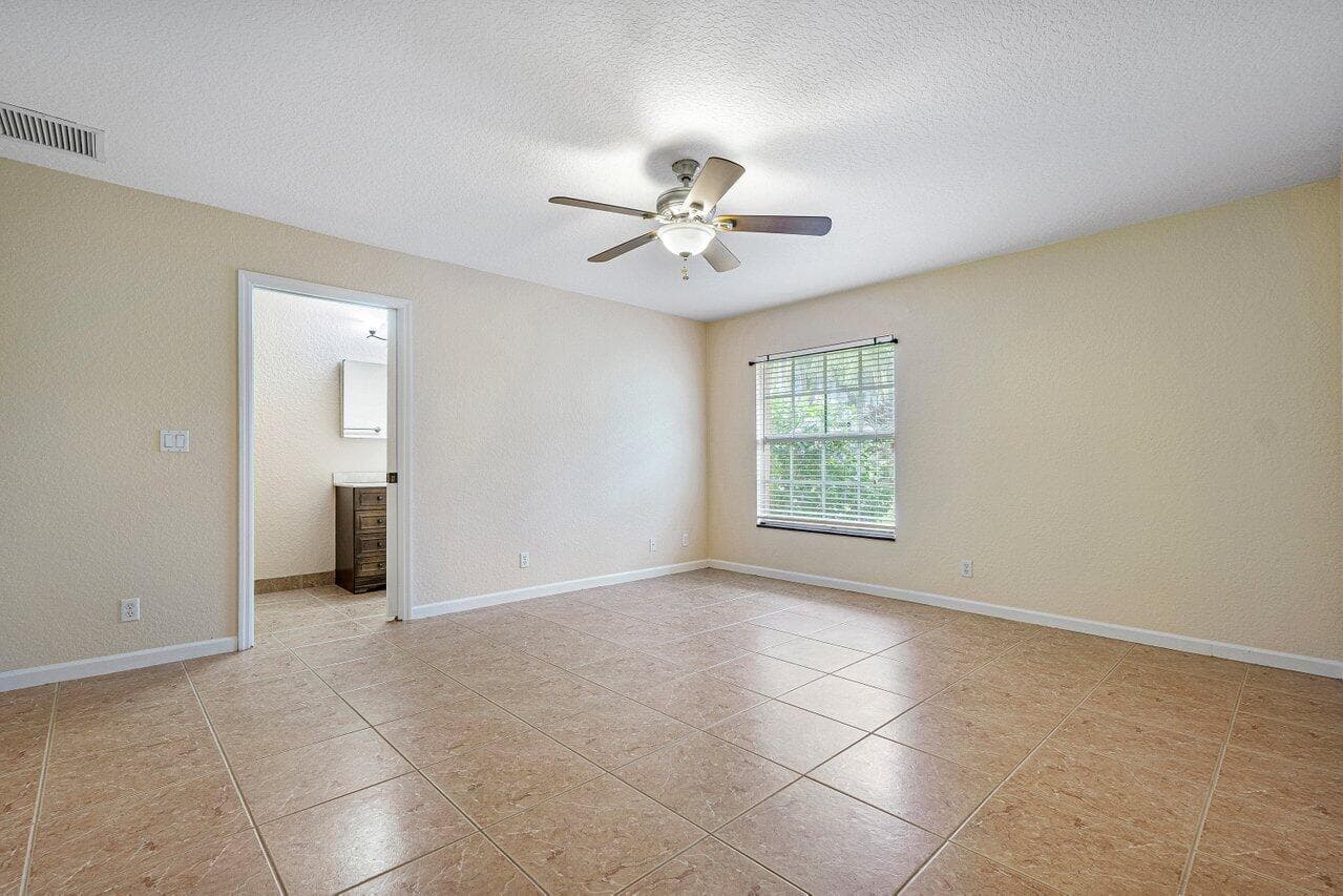 5592 1st Road, Lake Worth, FL 33467 — photo 13 of 22
