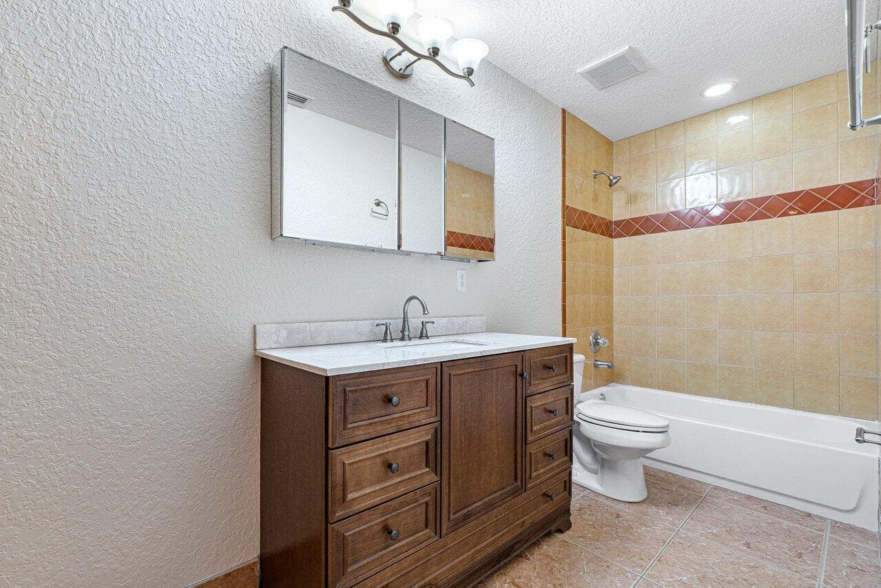 5592 1st Road, Lake Worth, FL 33467 — photo 15 of 22