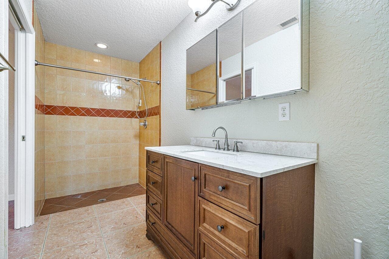 5592 1st Road, Lake Worth, FL 33467 — photo 16 of 22