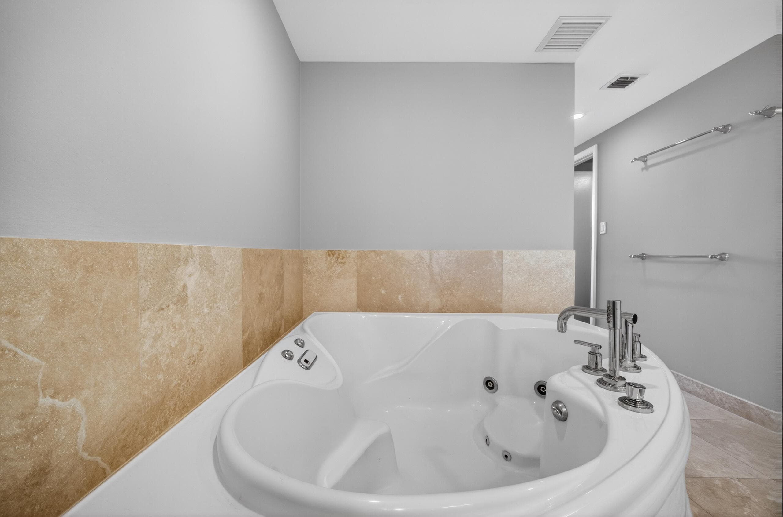 45 Hendricks Isle 403, Fort Lauderdale, FL 33301 — photo 45 of 89