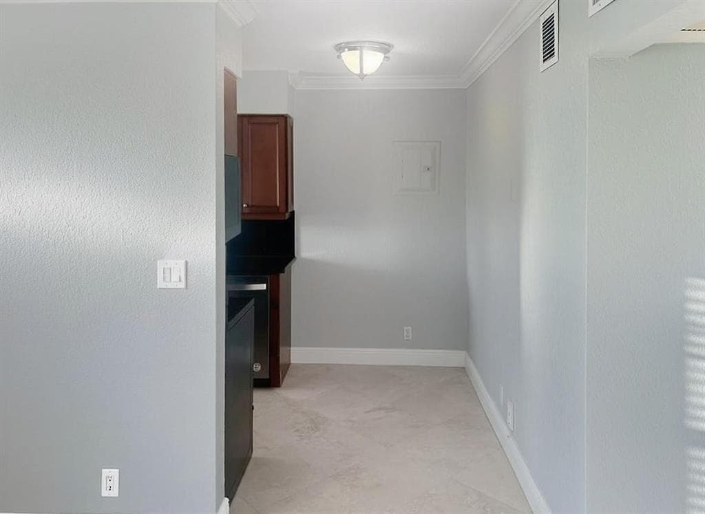 51 NE 24th Street 6, Wilton Manors, FL 33305 — photo 6 of 20