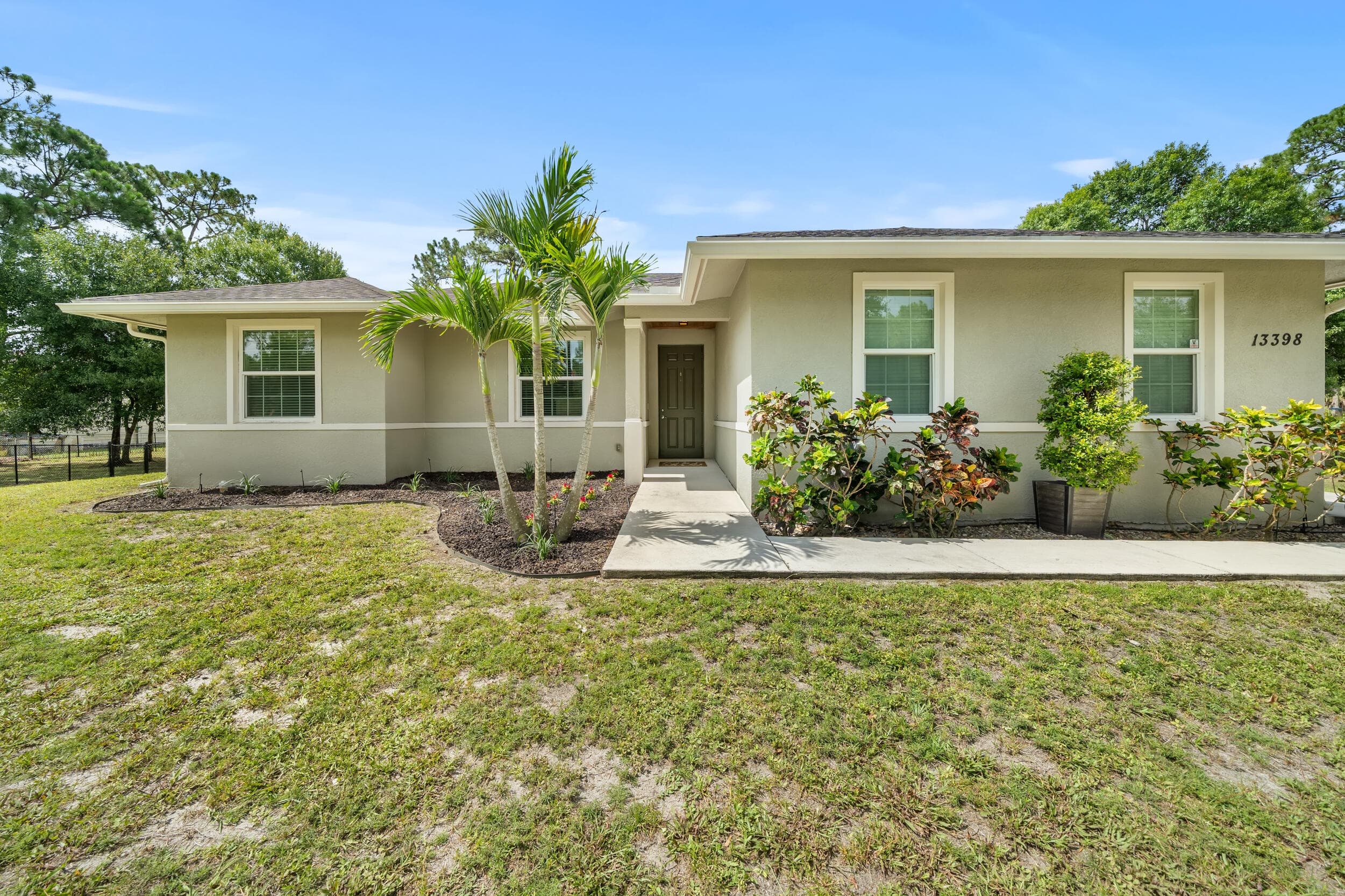 13398 N 57th Pl Place N, The Acreage, FL 33411 — photo 2 of 33