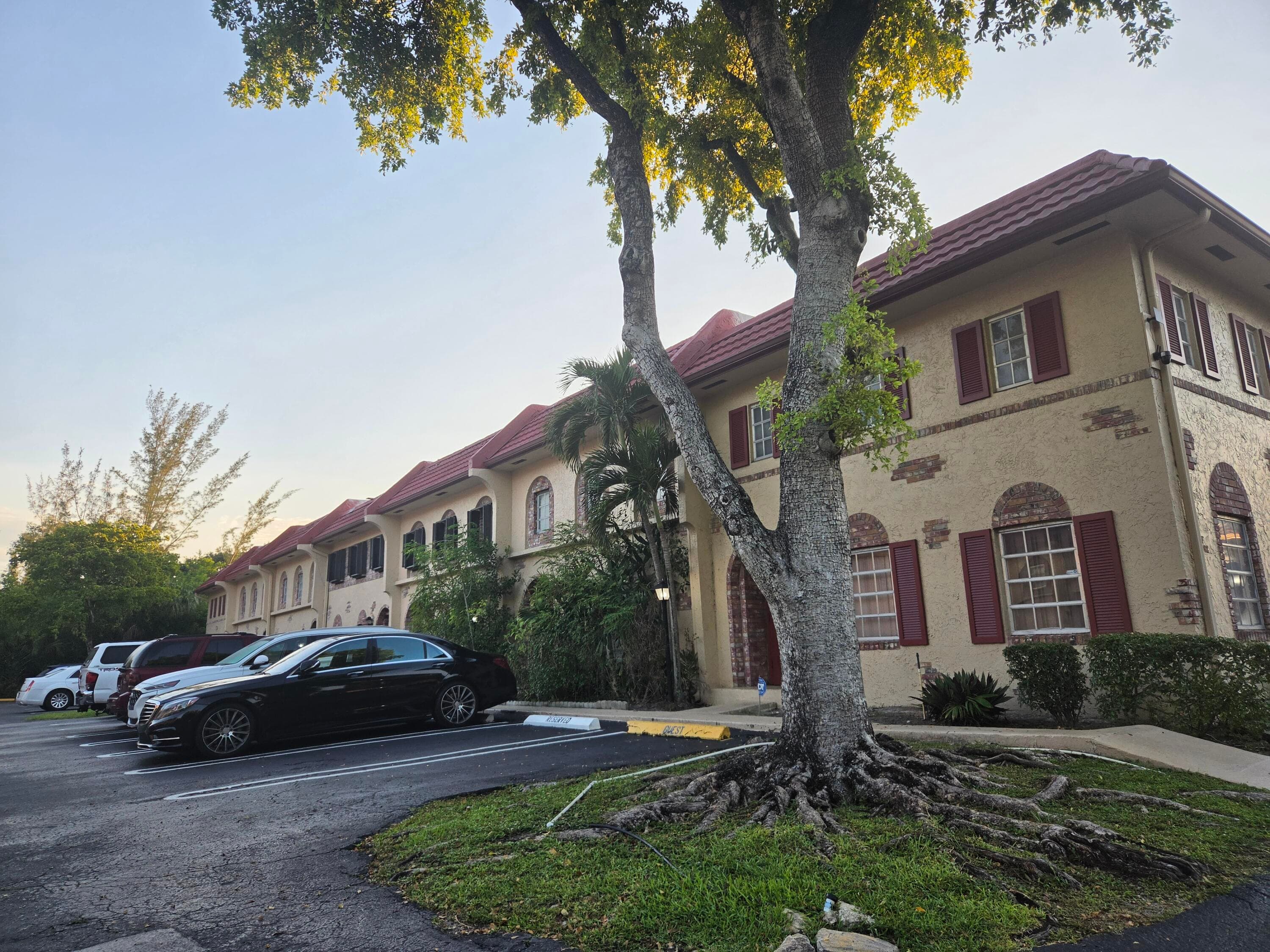 3062 Riverside Drive 4f, Coral Springs, FL 33065 — photo 2 of 9