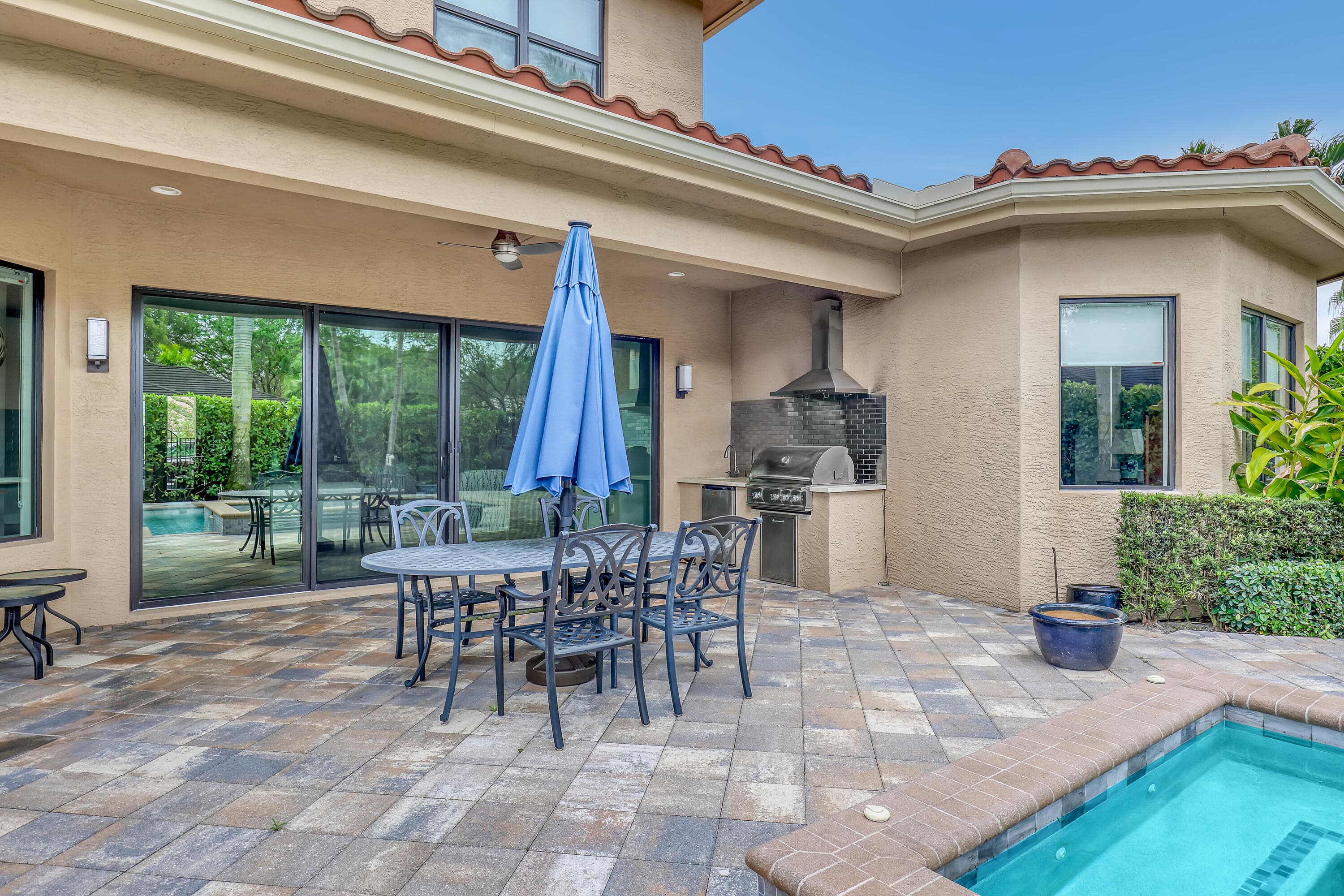 10 Kintyre Road, Palm Beach Gardens, FL 33418 — photo 10 of 60